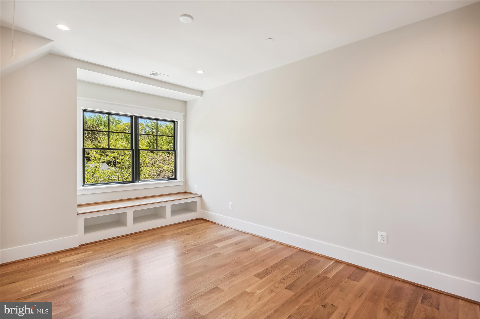 SOMERSET HEIGHTS - Residential