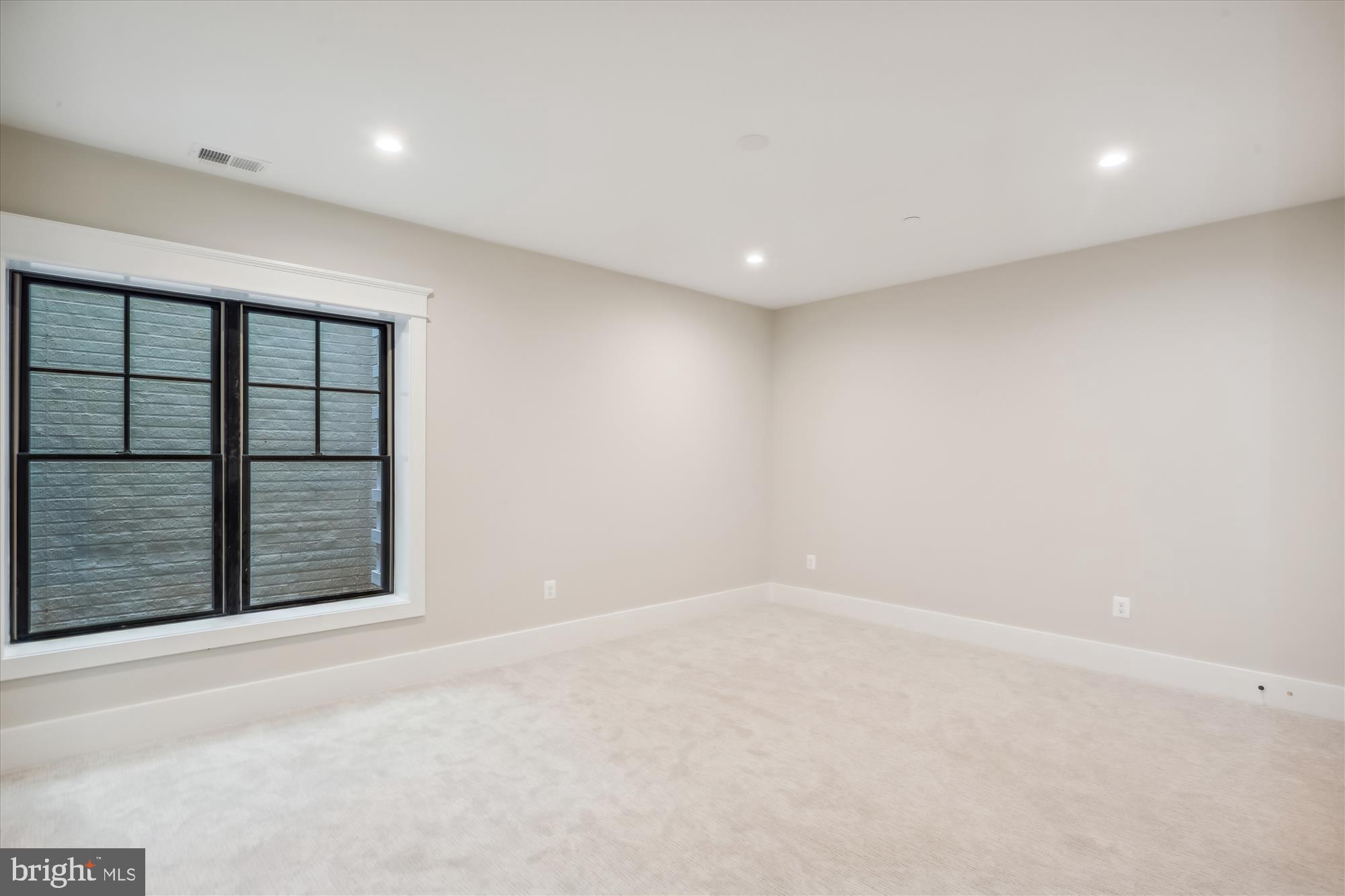 SOMERSET HEIGHTS - Residential