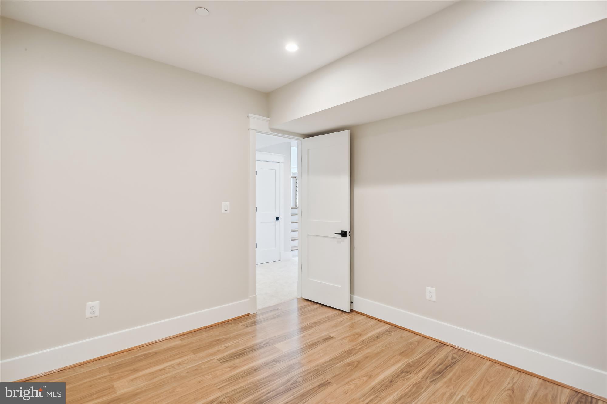 SOMERSET HEIGHTS - Residential