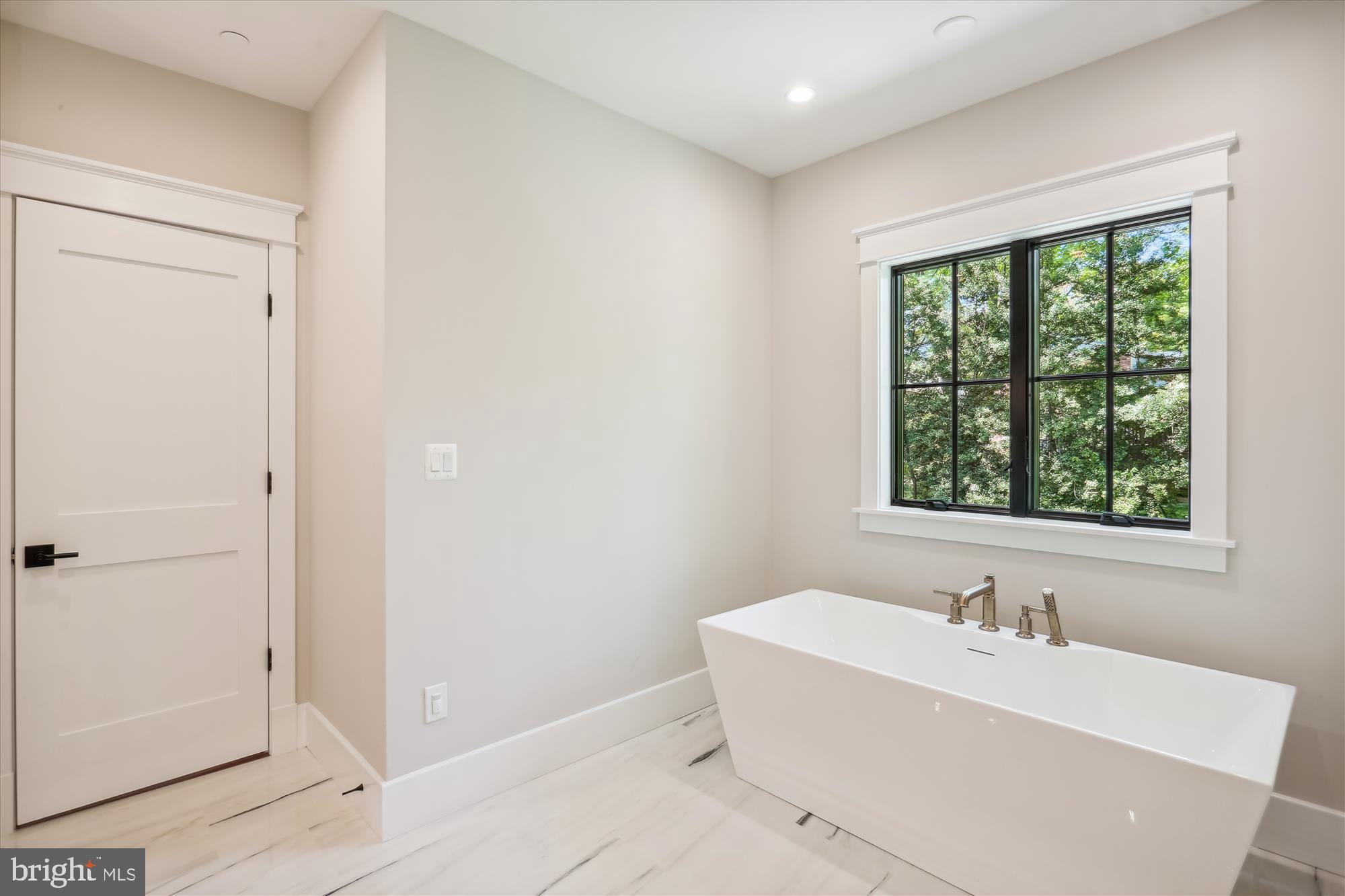 SOMERSET HEIGHTS - Residential