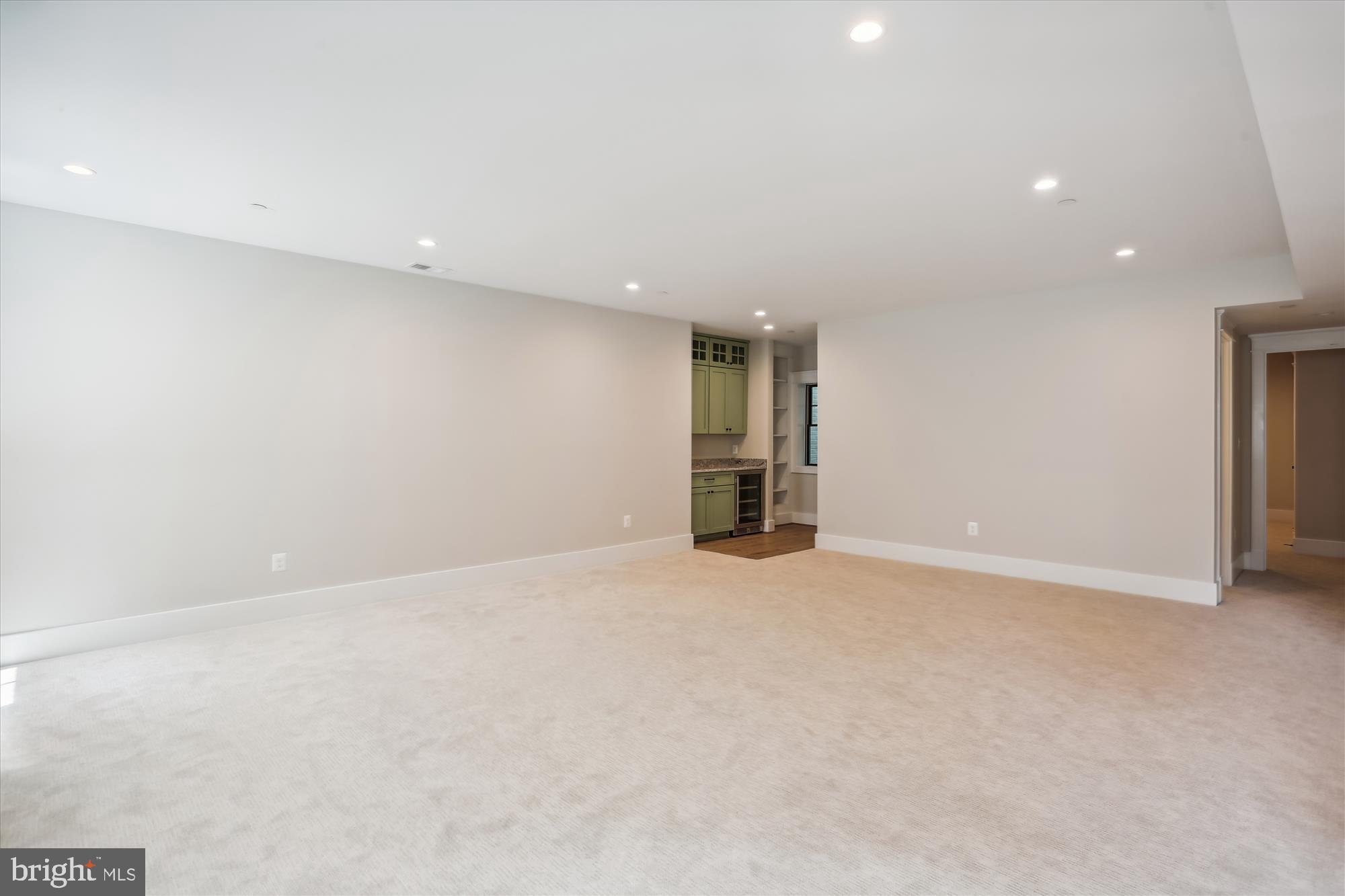 SOMERSET HEIGHTS - Residential