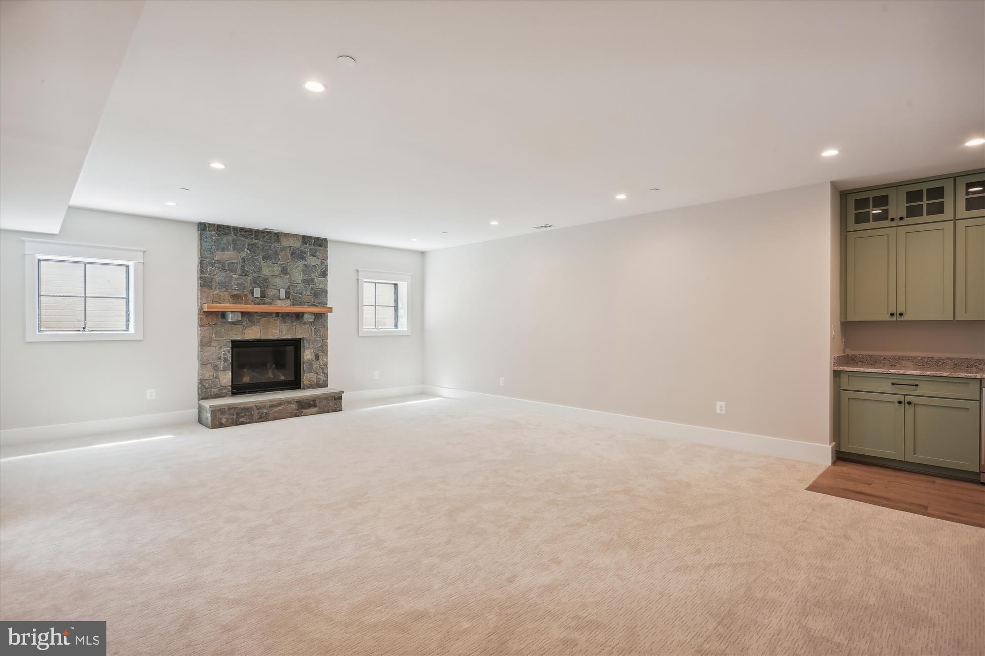 SOMERSET HEIGHTS - Residential