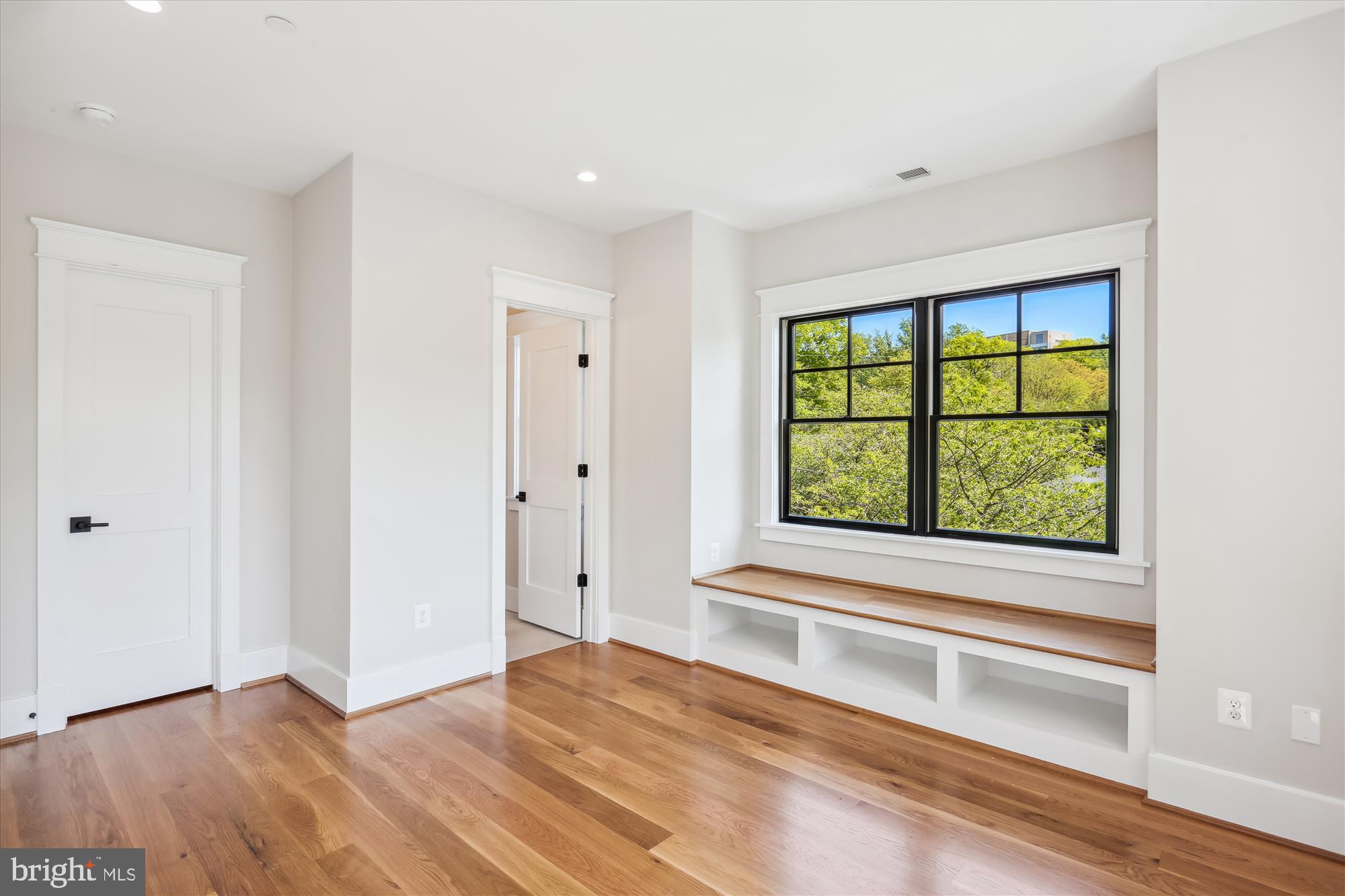 SOMERSET HEIGHTS - Residential