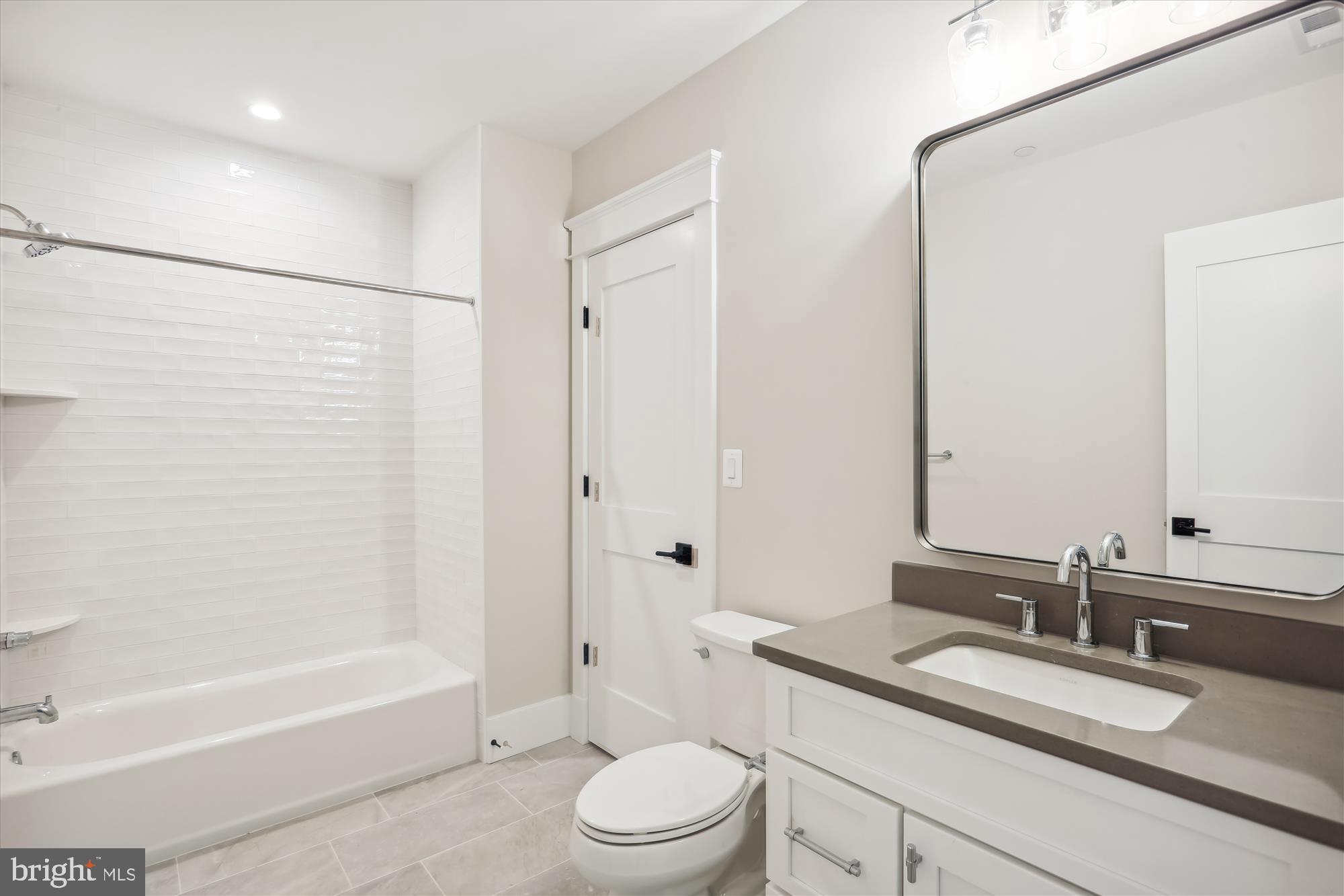 SOMERSET HEIGHTS - Residential