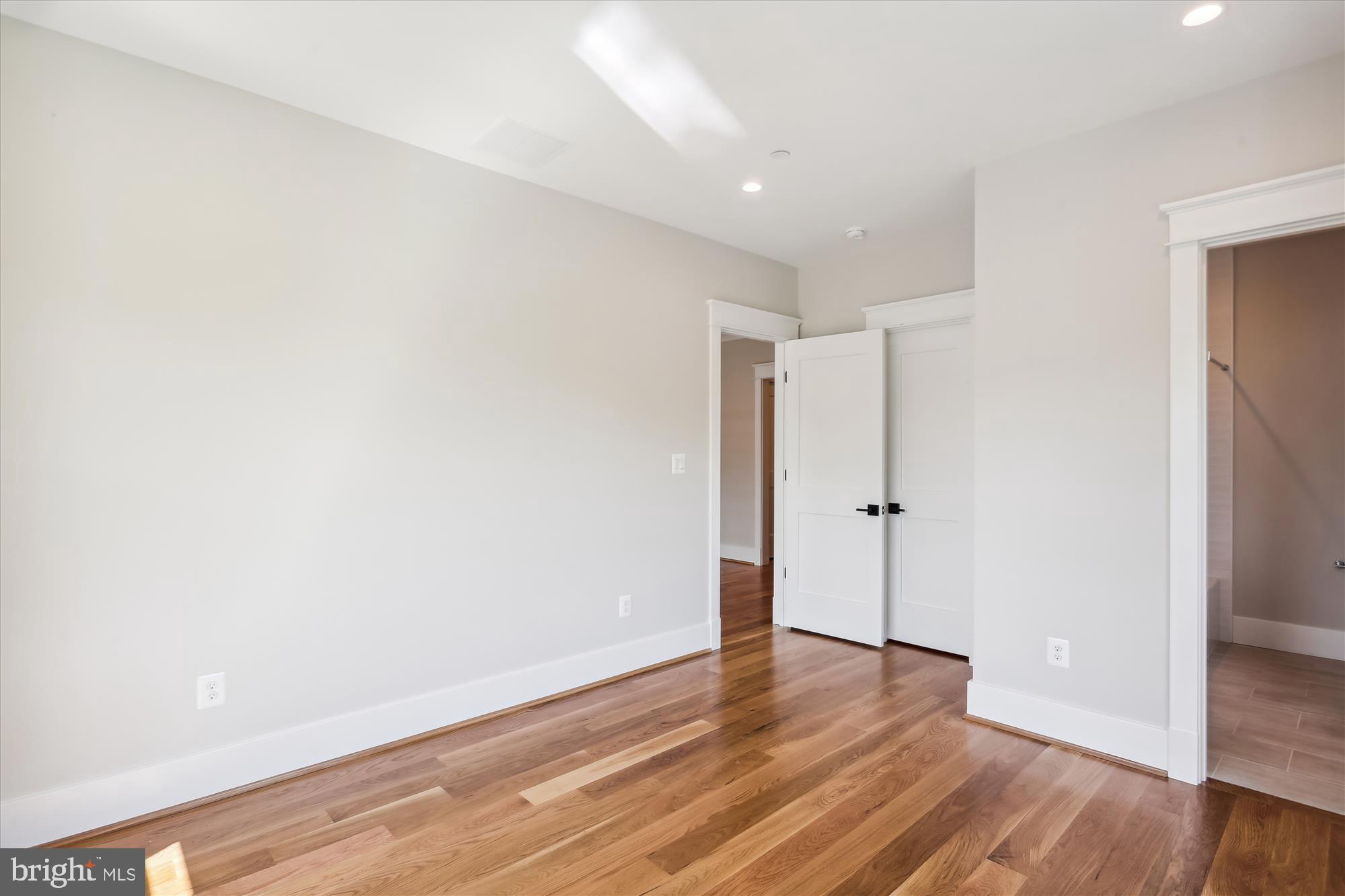 SOMERSET HEIGHTS - Residential