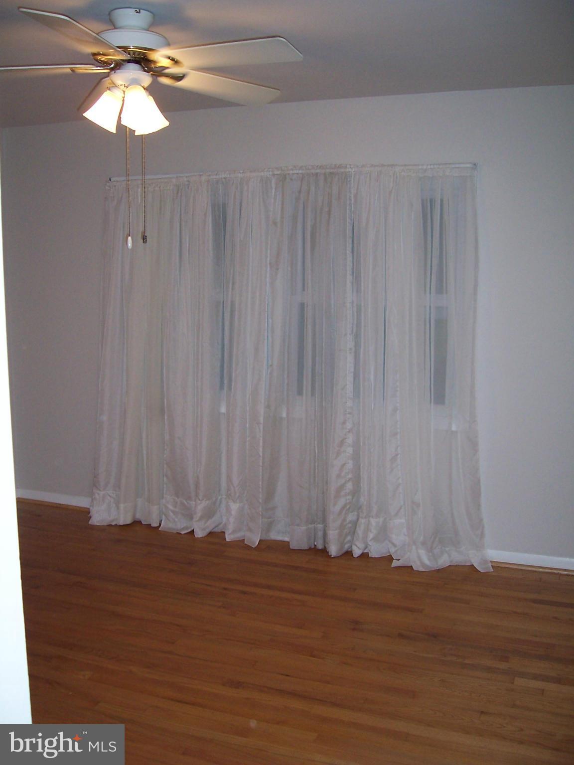 BAREFOOT ACRES - Residential Lease