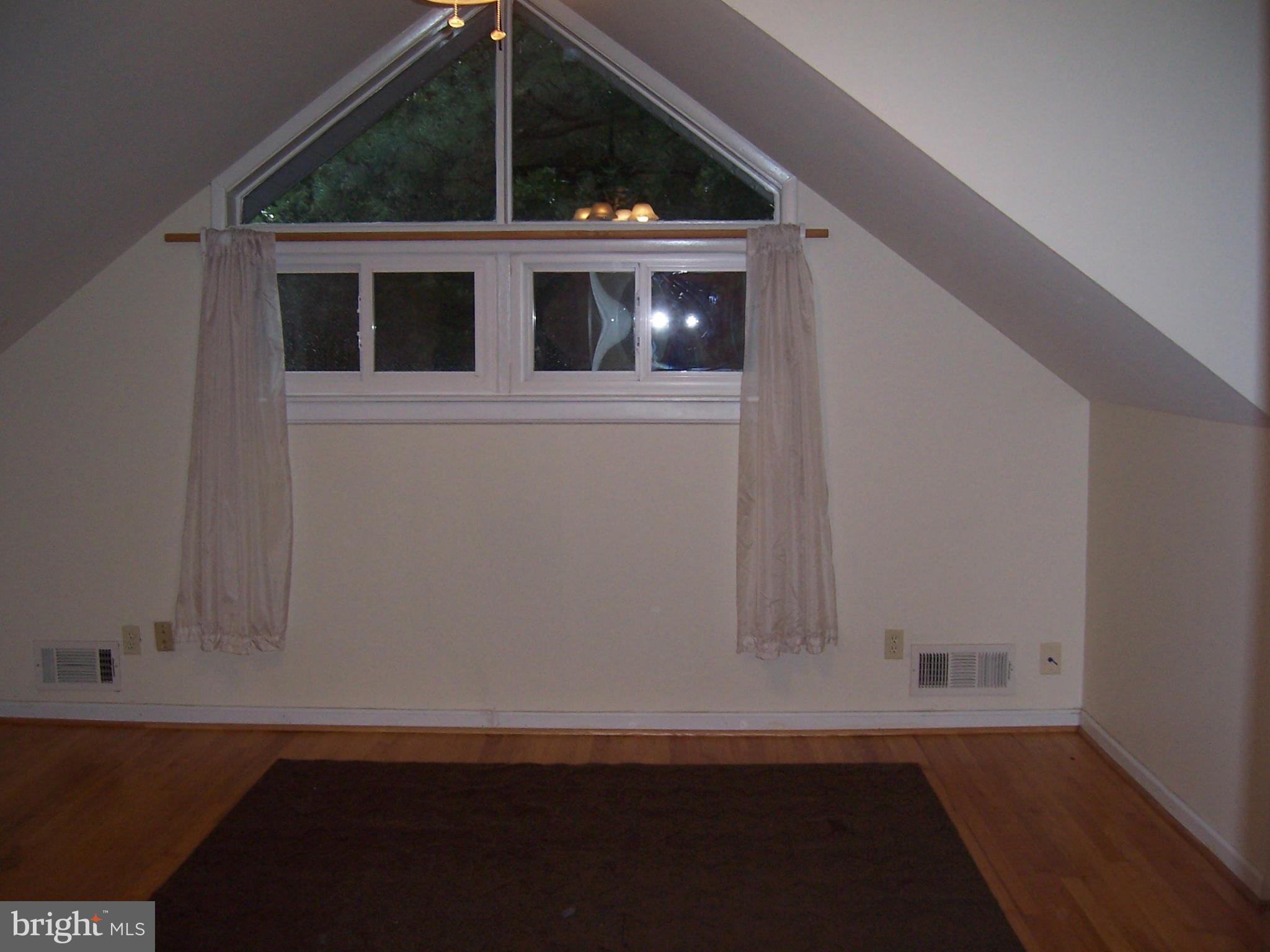 BAREFOOT ACRES - Residential Lease