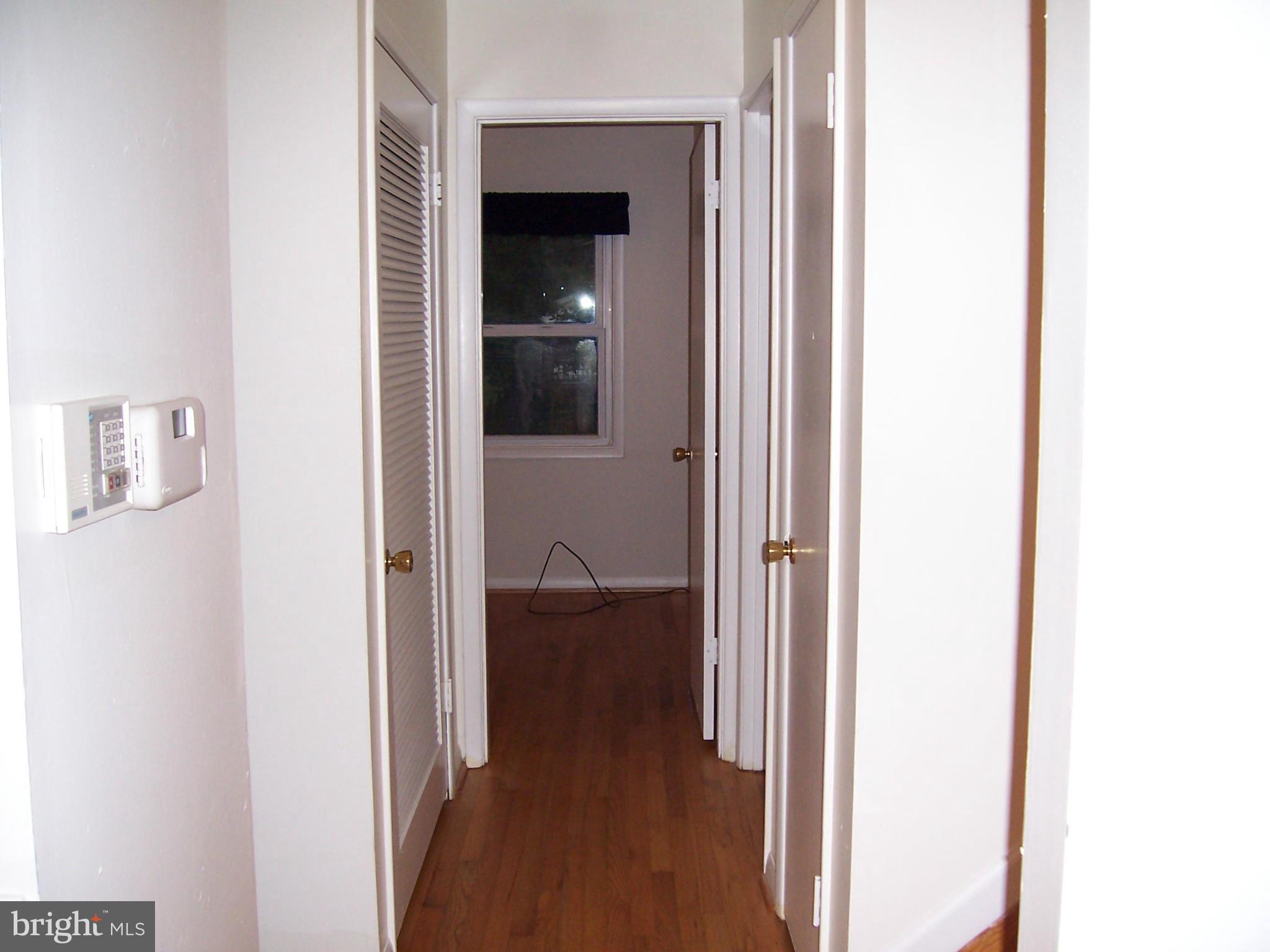 BAREFOOT ACRES - Residential Lease