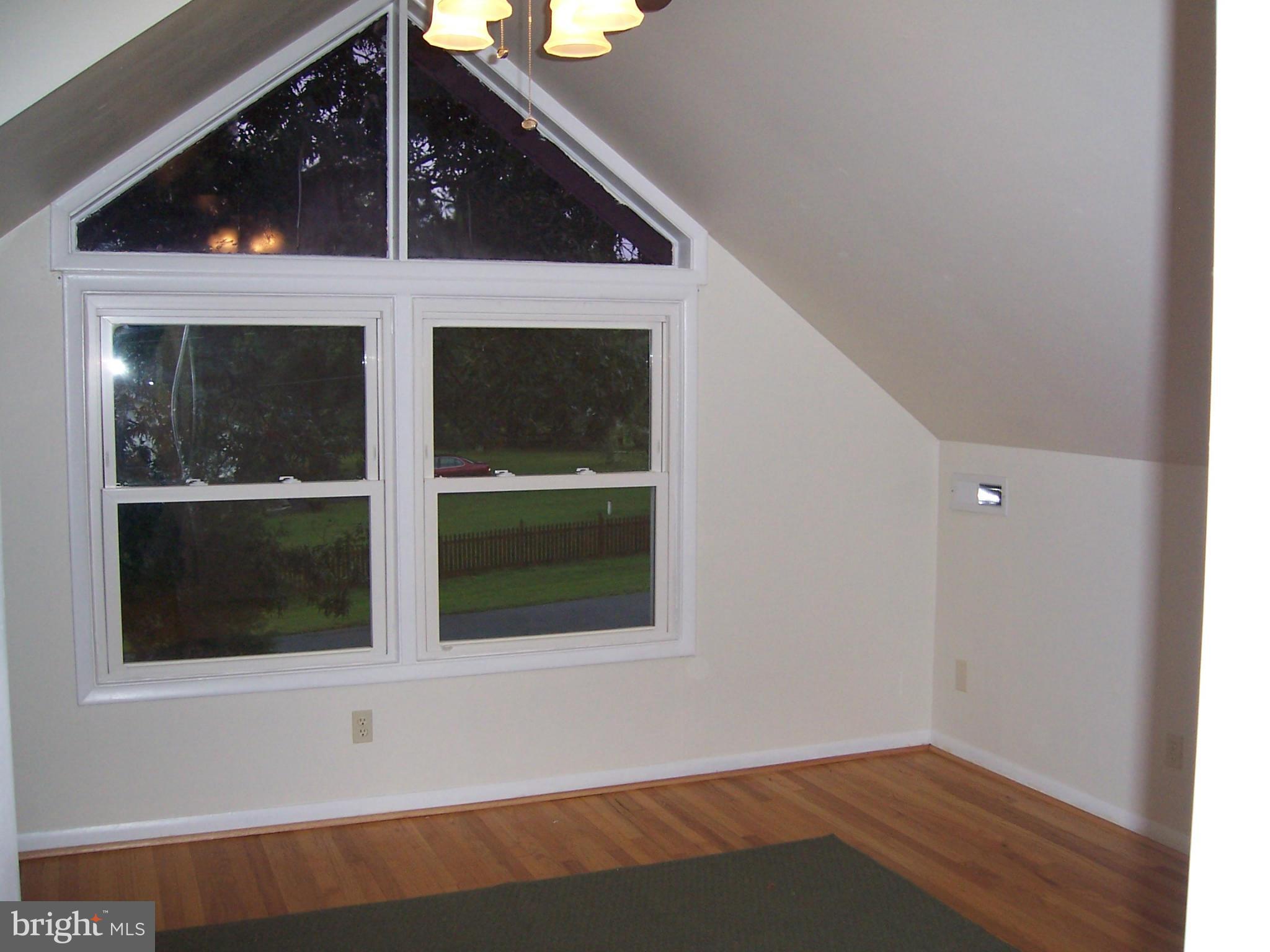 BAREFOOT ACRES - Residential Lease