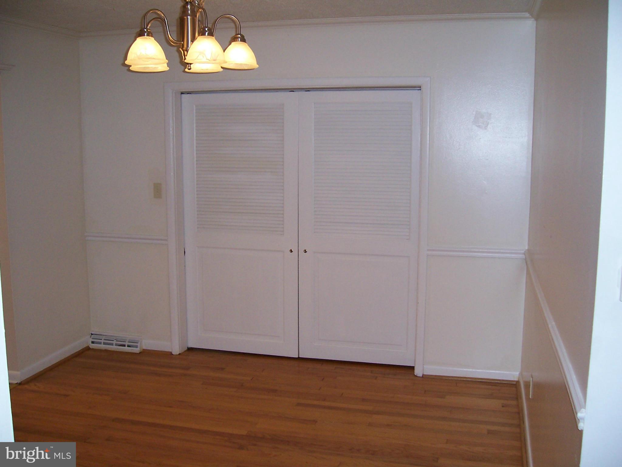 BAREFOOT ACRES - Residential Lease