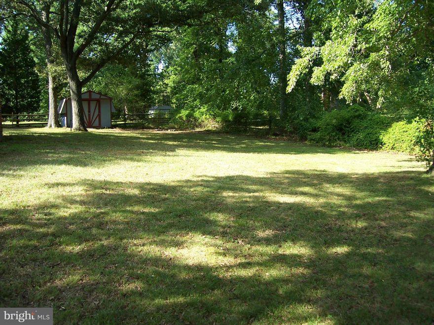 Minutes to Pax River Navel Air Station & nearby Dominion LNG and Exelon Generation. Great Neighborhood, Enjoy Dining w/close by Restaurants & Shopping. Plenty of parking space and a Garage. Sit on the Front Porch or Enjoy the weather on the Deck. Cozy Fireplace in the Large Family Room. Well Maintained Home, Easy care Beautiful Hardwood Floors, You have it all here!