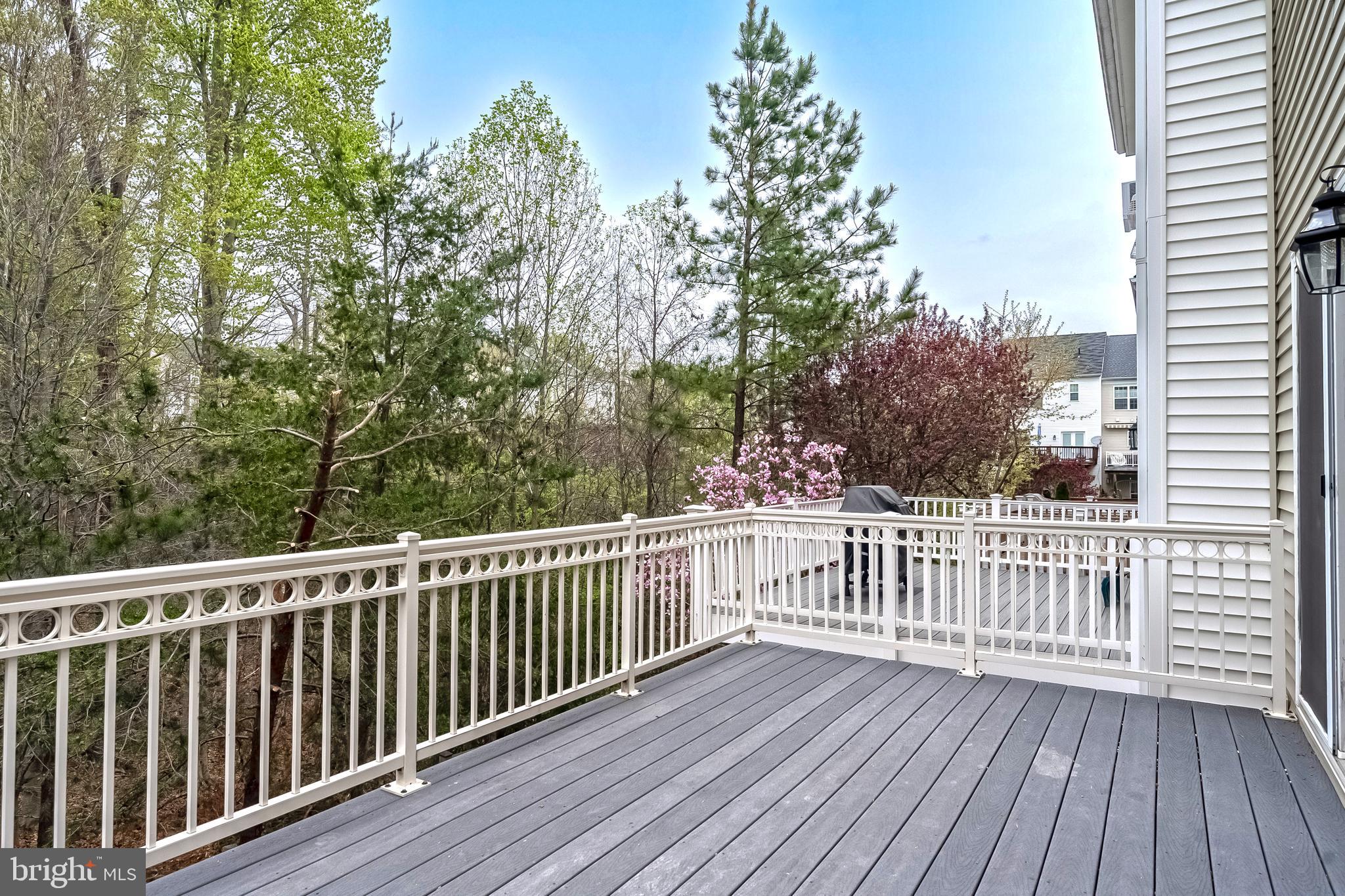 RIVER OAKS - Residential