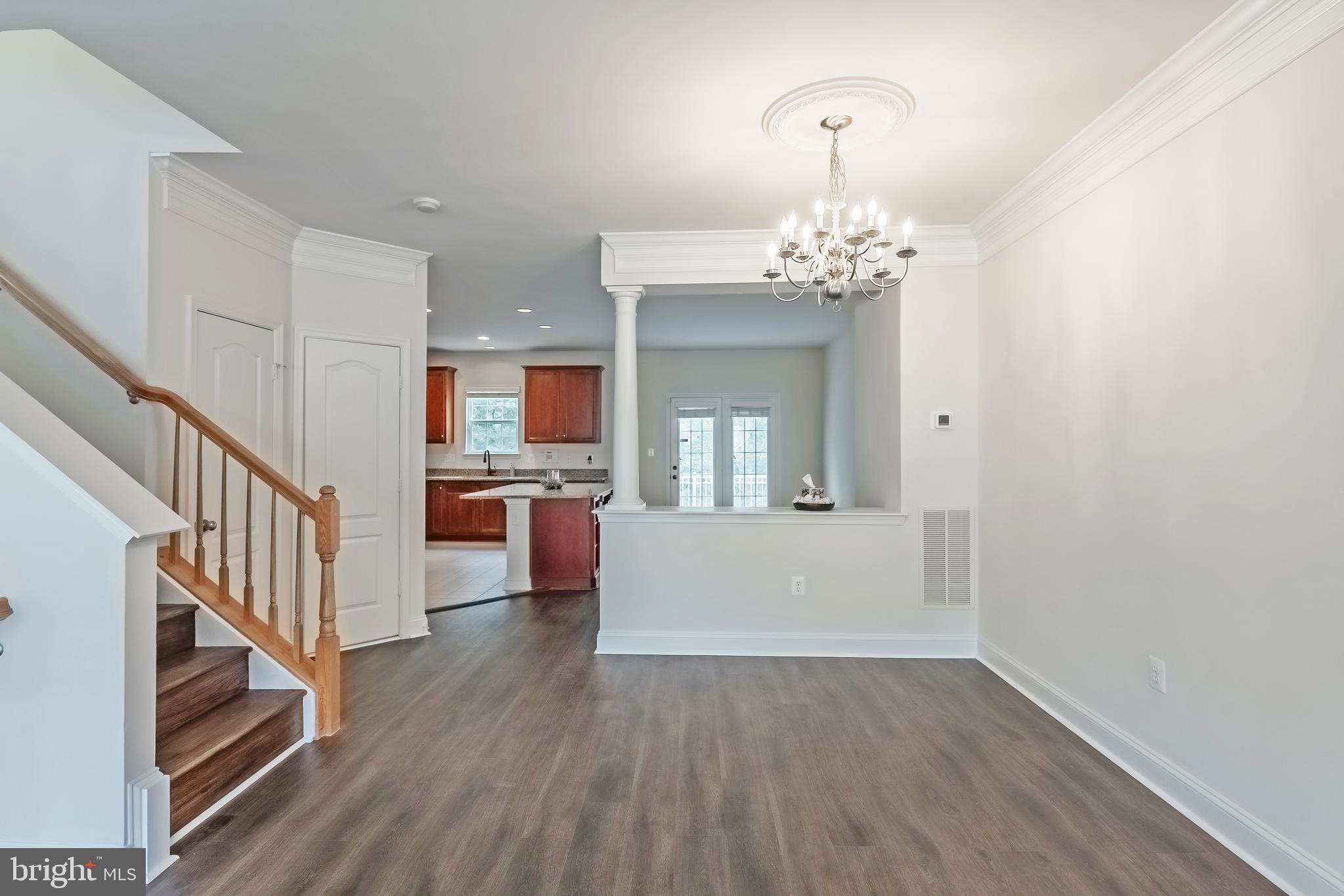 RIVER OAKS - Residential