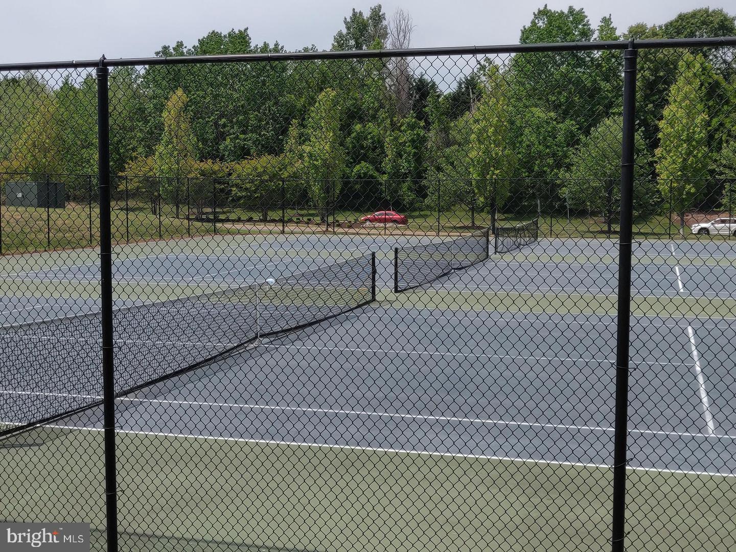 RIVER OAKS - Residential