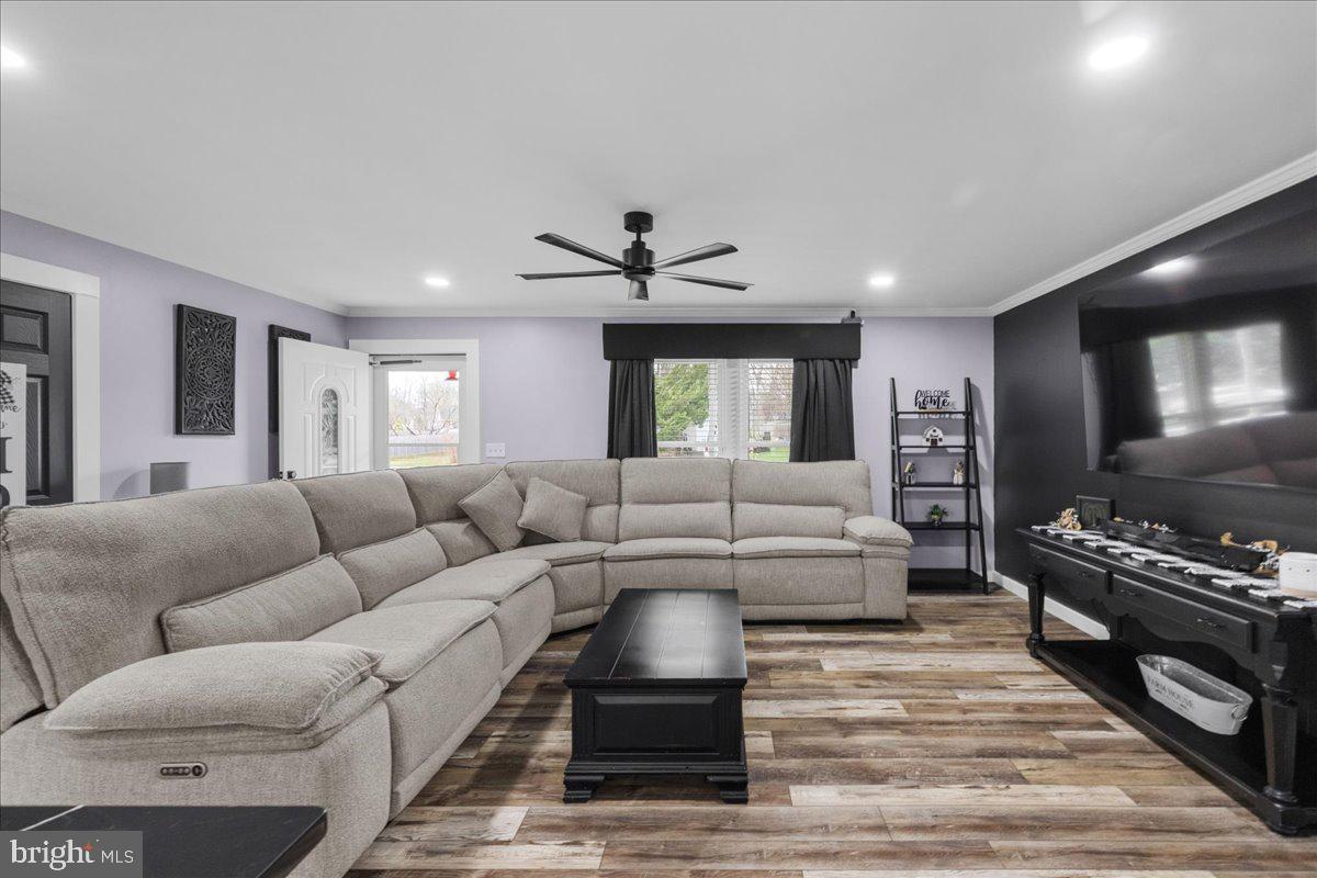 SYLVAN GROVE - Residential