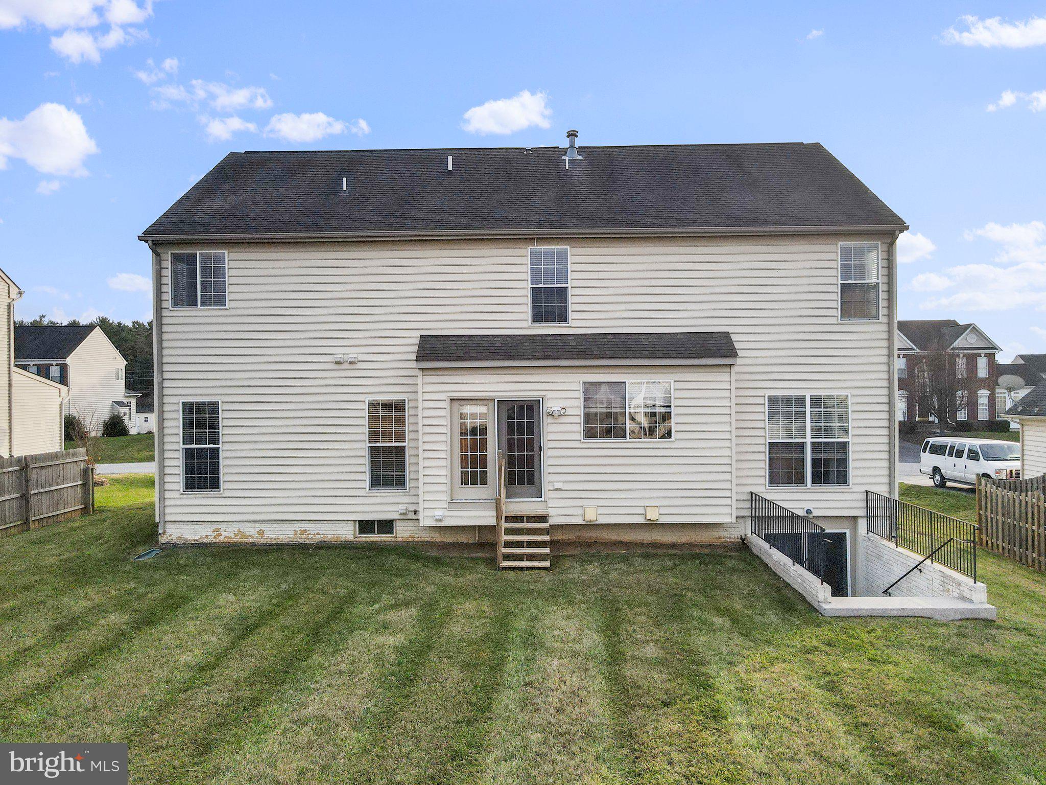 DEMORY FARM - Residential