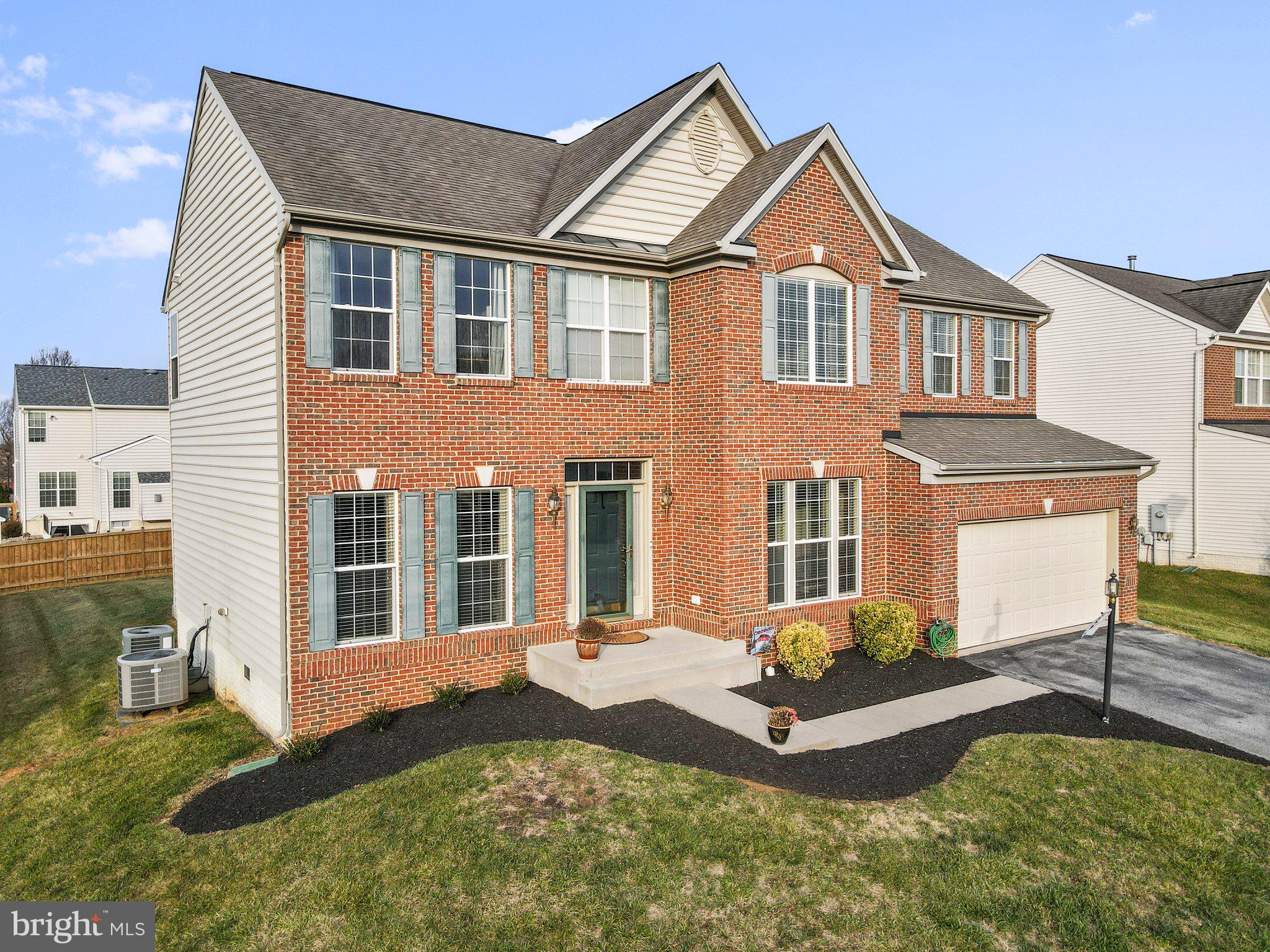 DEMORY FARM - Residential