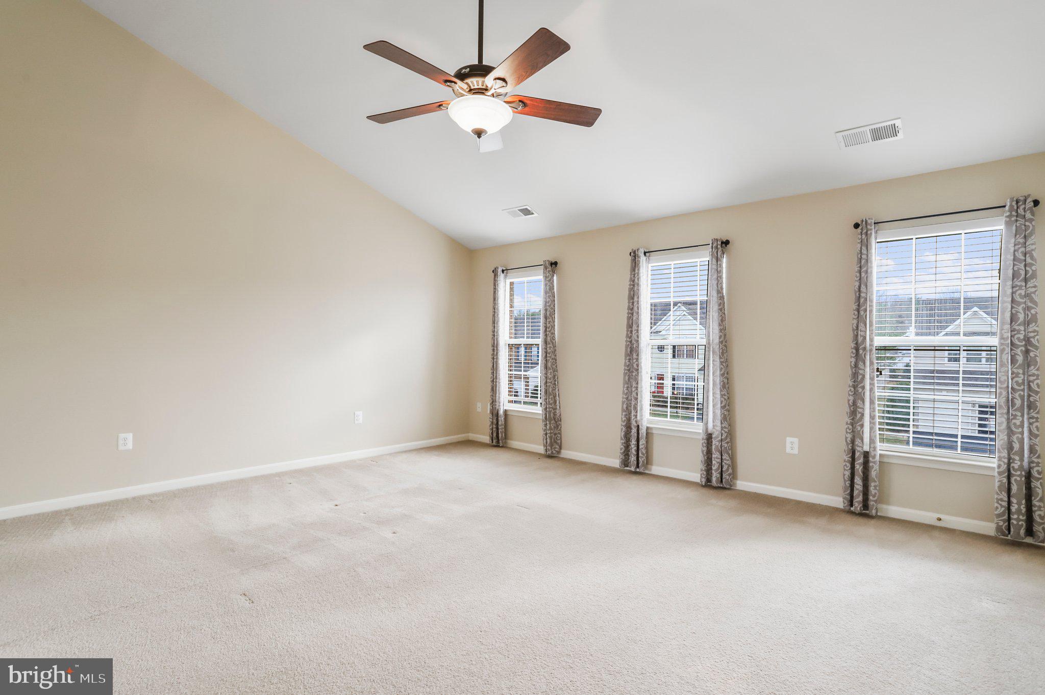 DEMORY FARM - Residential