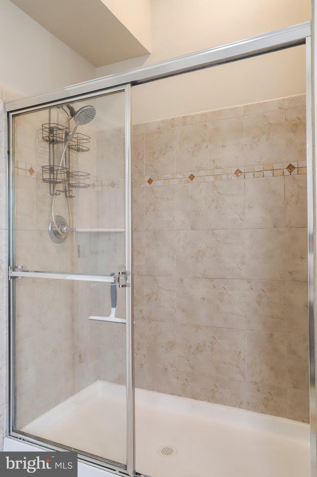 DEMORY FARM - Residential