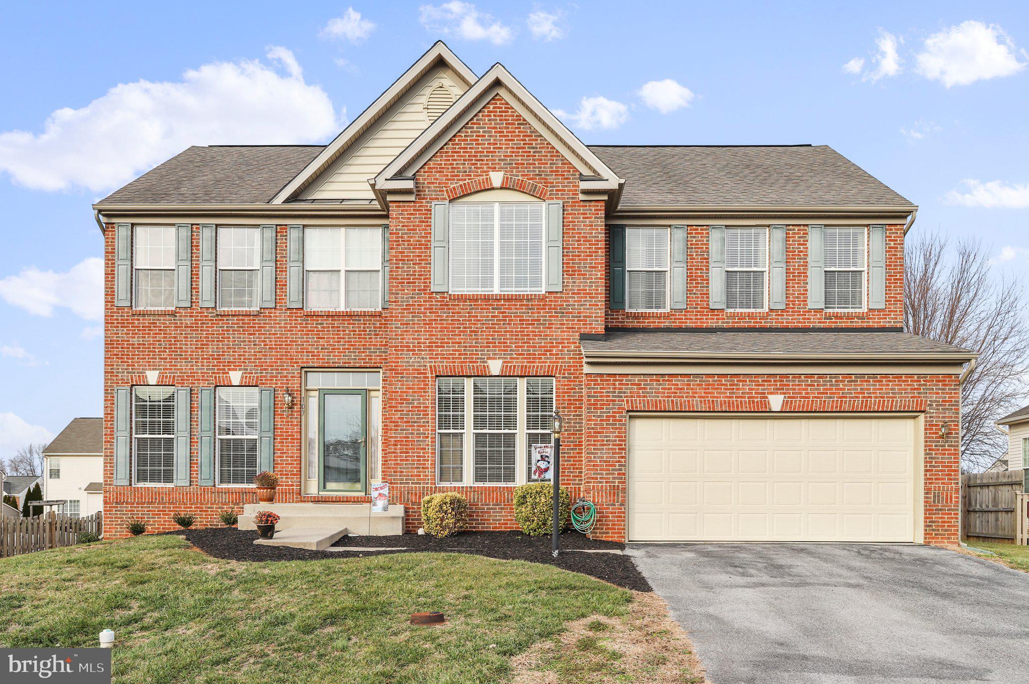 DEMORY FARM - Residential