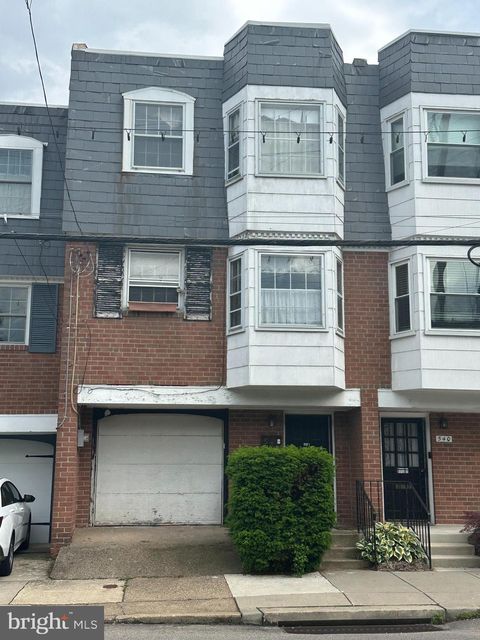 538 W QUEEN LANE PHILADELPHIA PA 19144