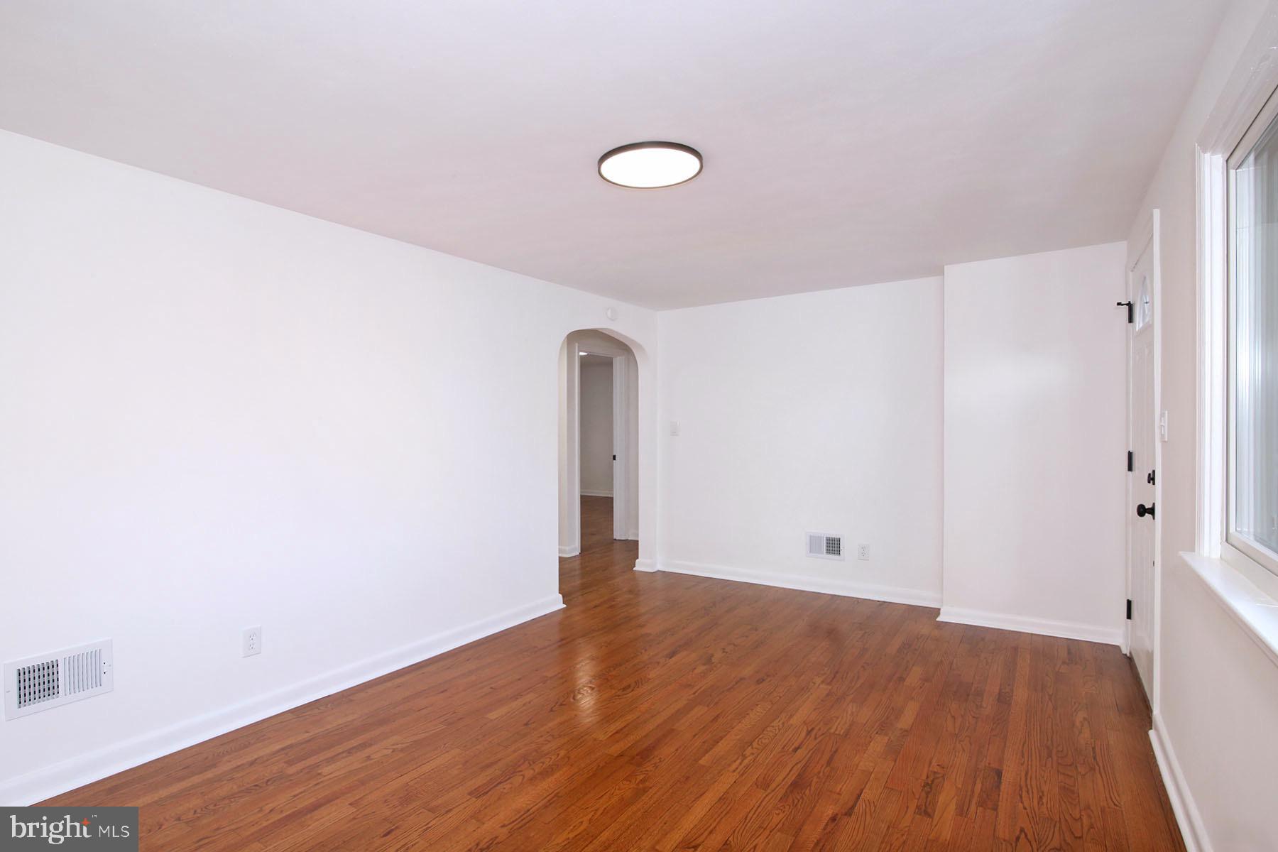 SOUTH LEBANON - Residential