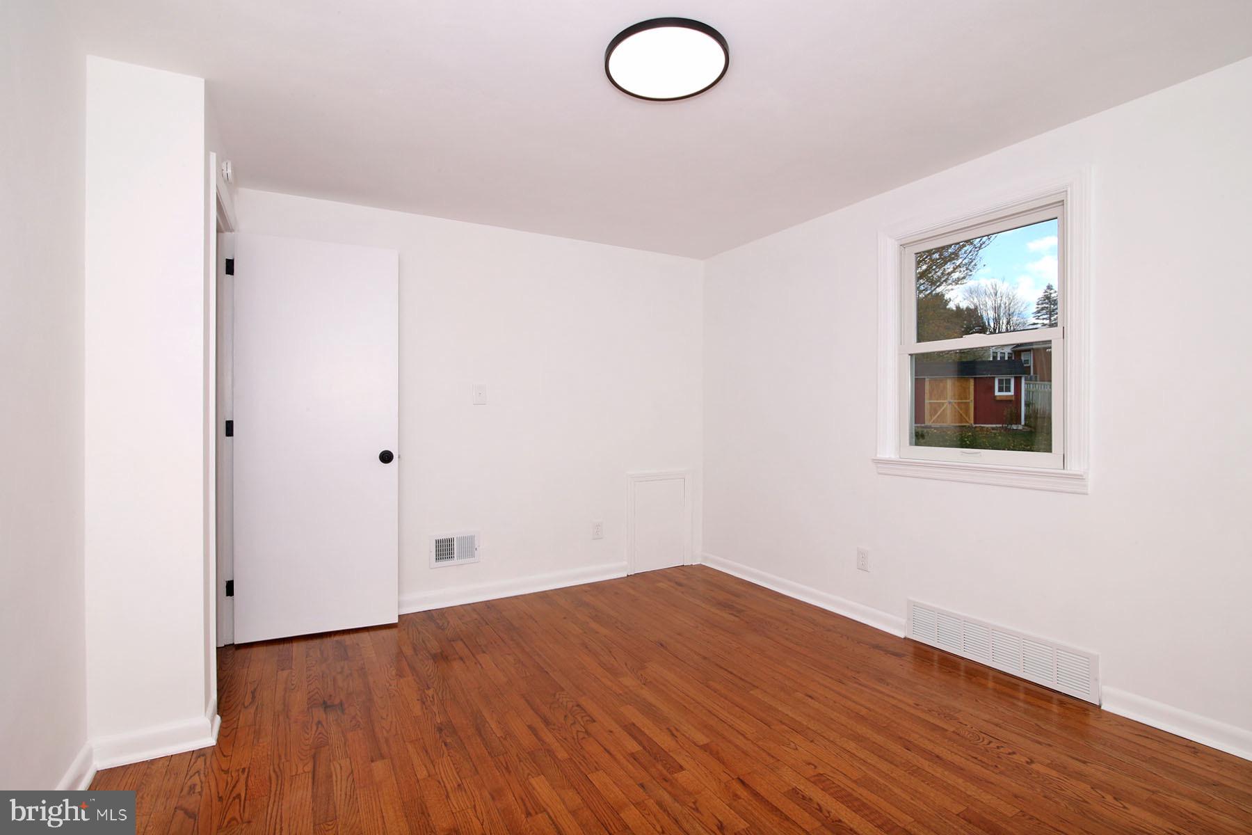 SOUTH LEBANON - Residential