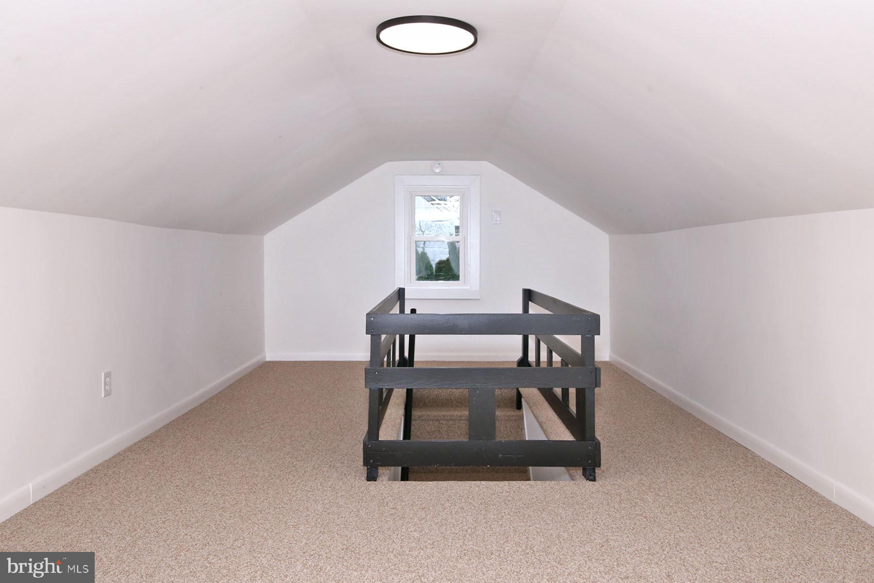 SOUTH LEBANON - Residential