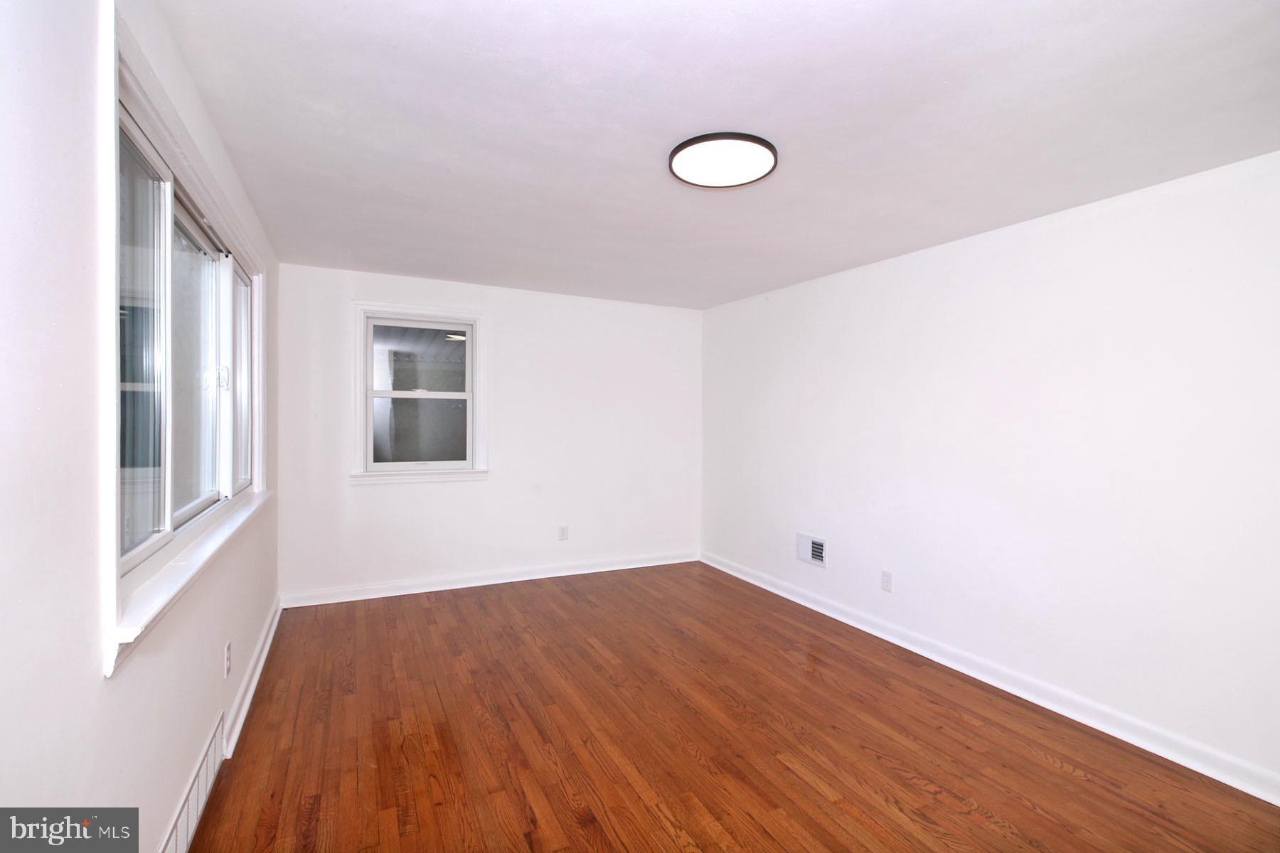 SOUTH LEBANON - Residential