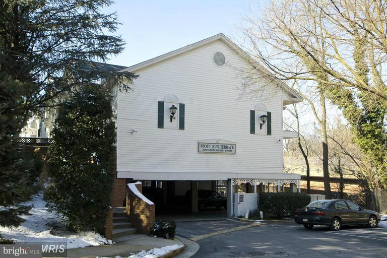 SPOUT RUN TERRACE - Residential Lease