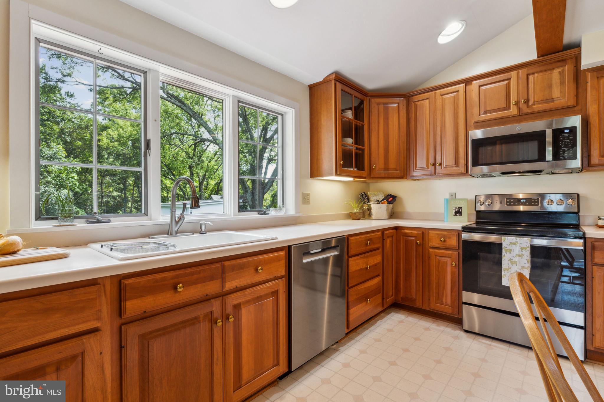 DARNESTOWN OUTSIDE - Residential