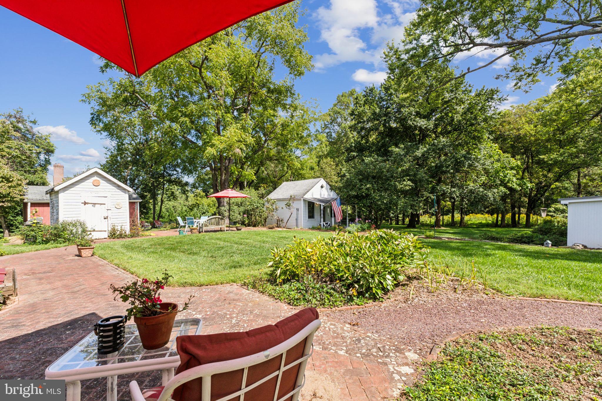 DARNESTOWN OUTSIDE - Residential