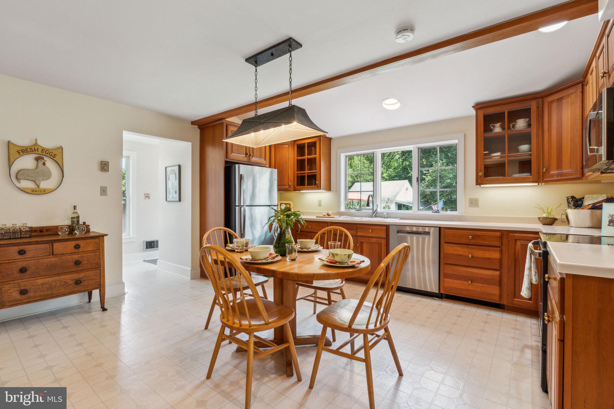 DARNESTOWN OUTSIDE - Residential