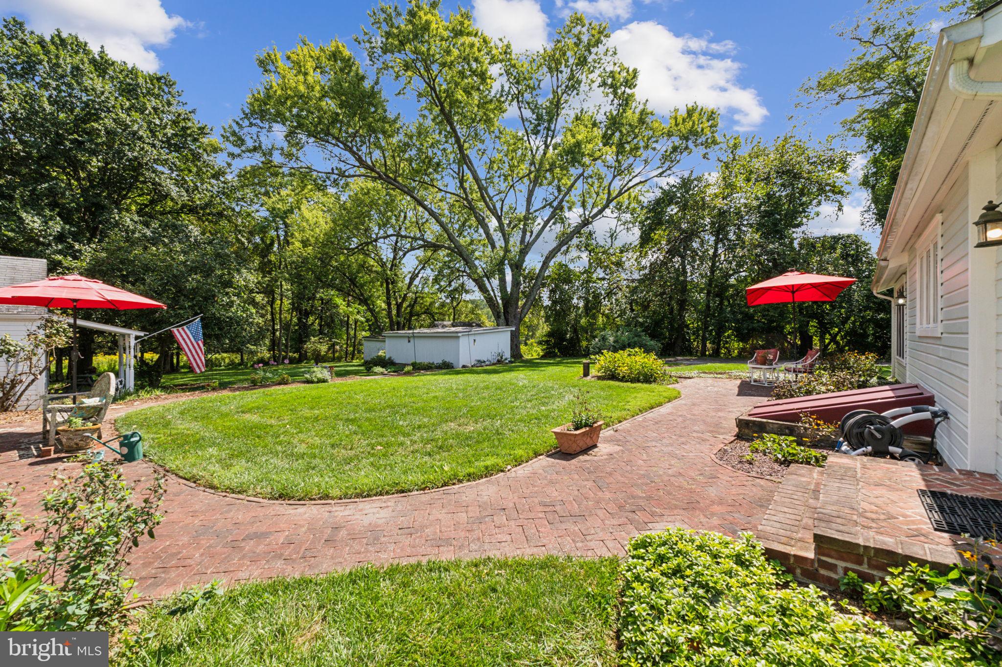 DARNESTOWN OUTSIDE - Residential