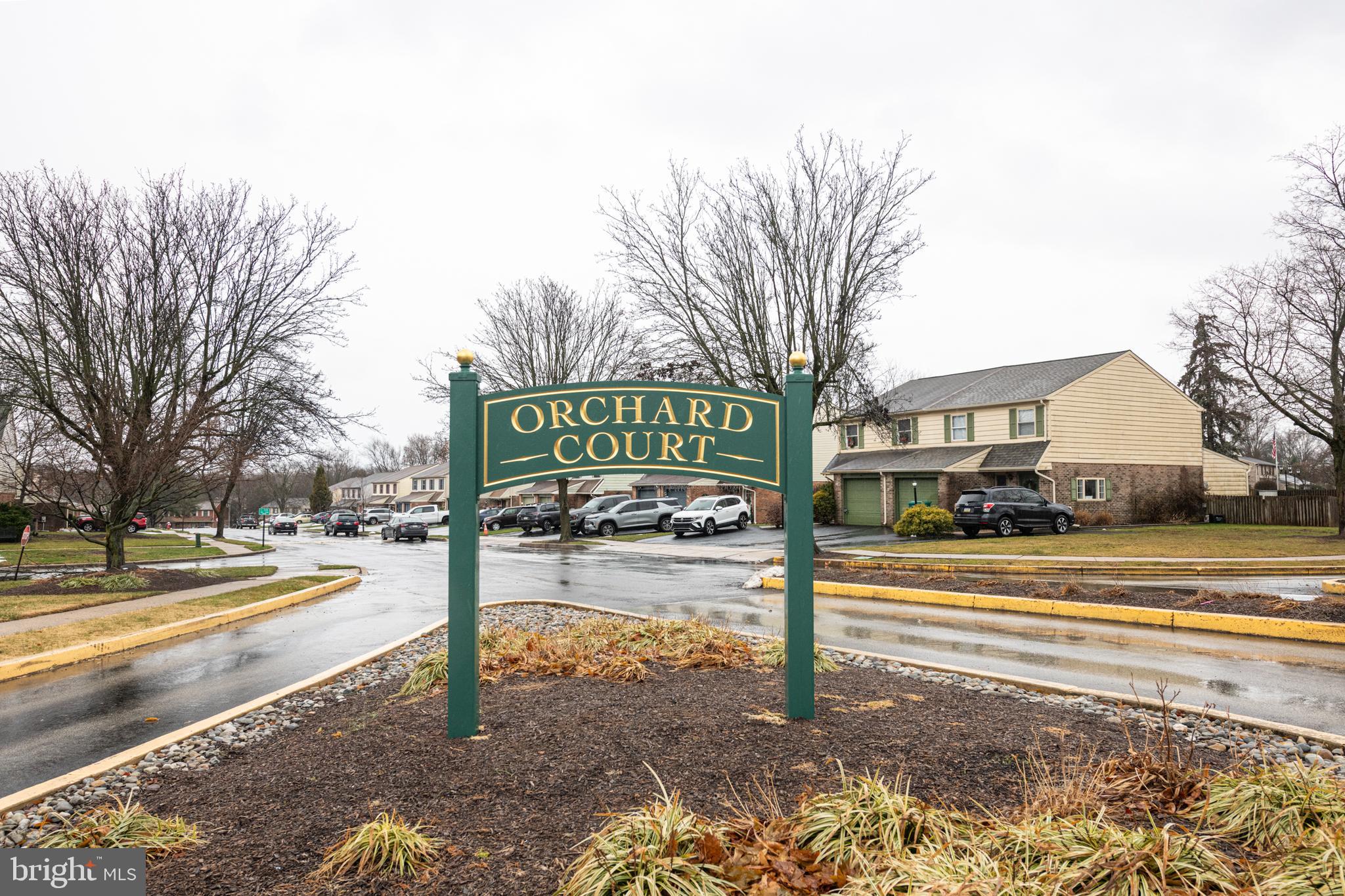 ORCHARD COURTS - Residential