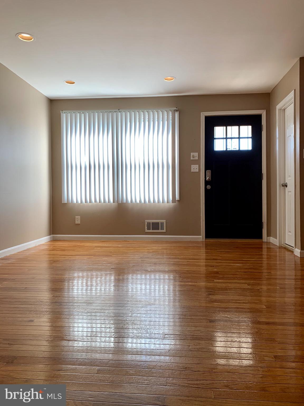 MILBROOK - Residential