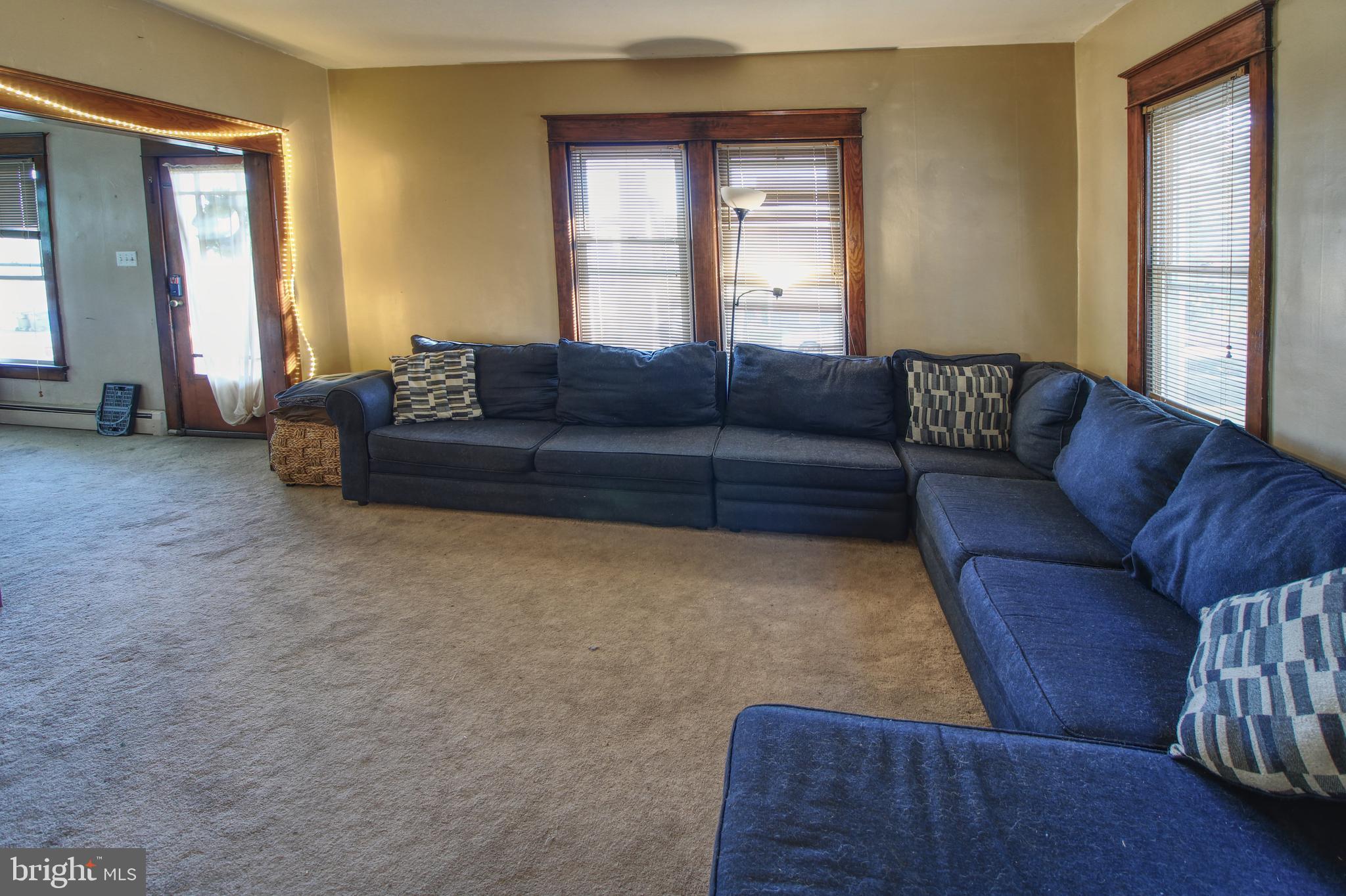 HAGERSTOWN - Residential