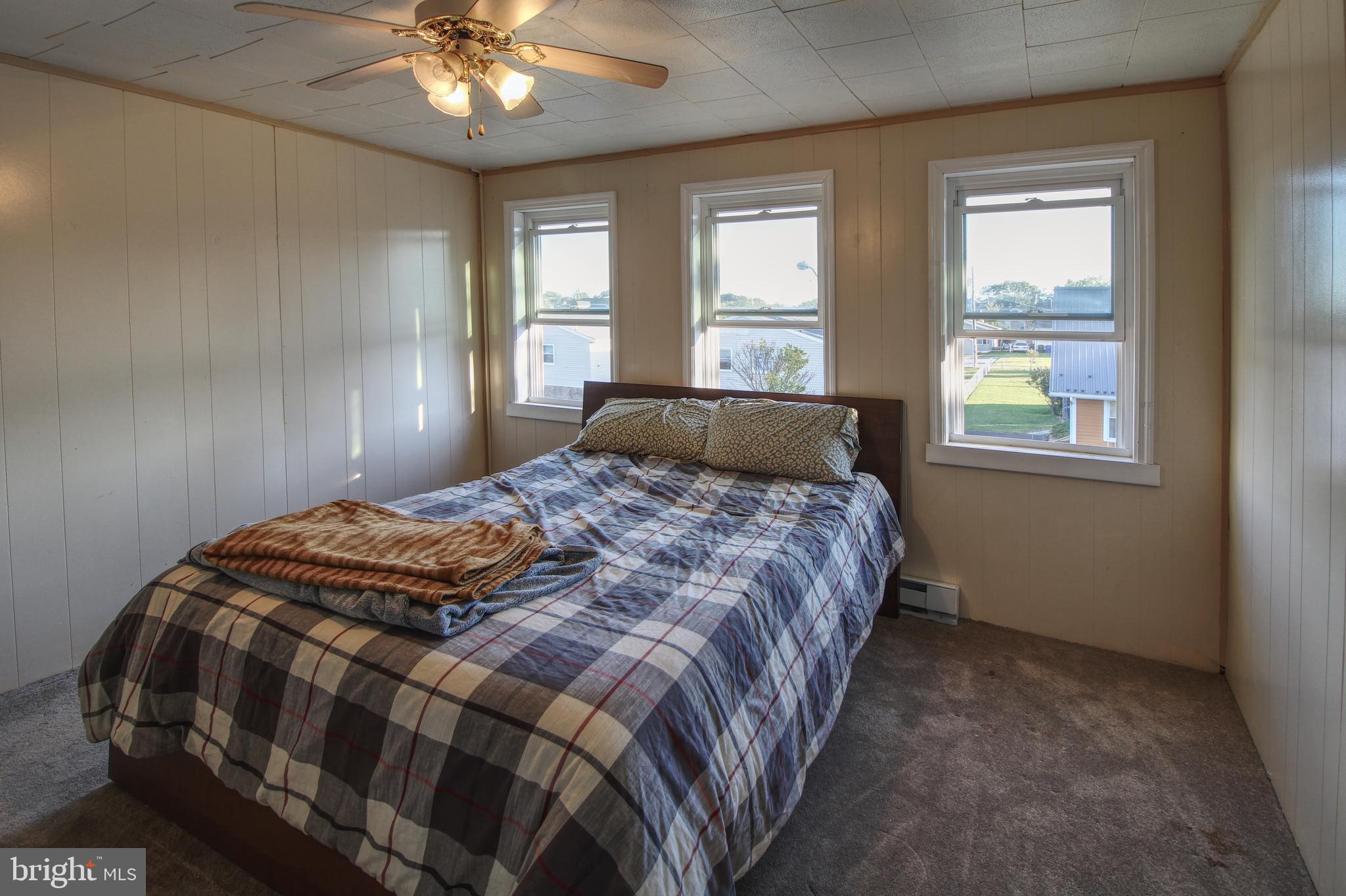 HAGERSTOWN - Residential