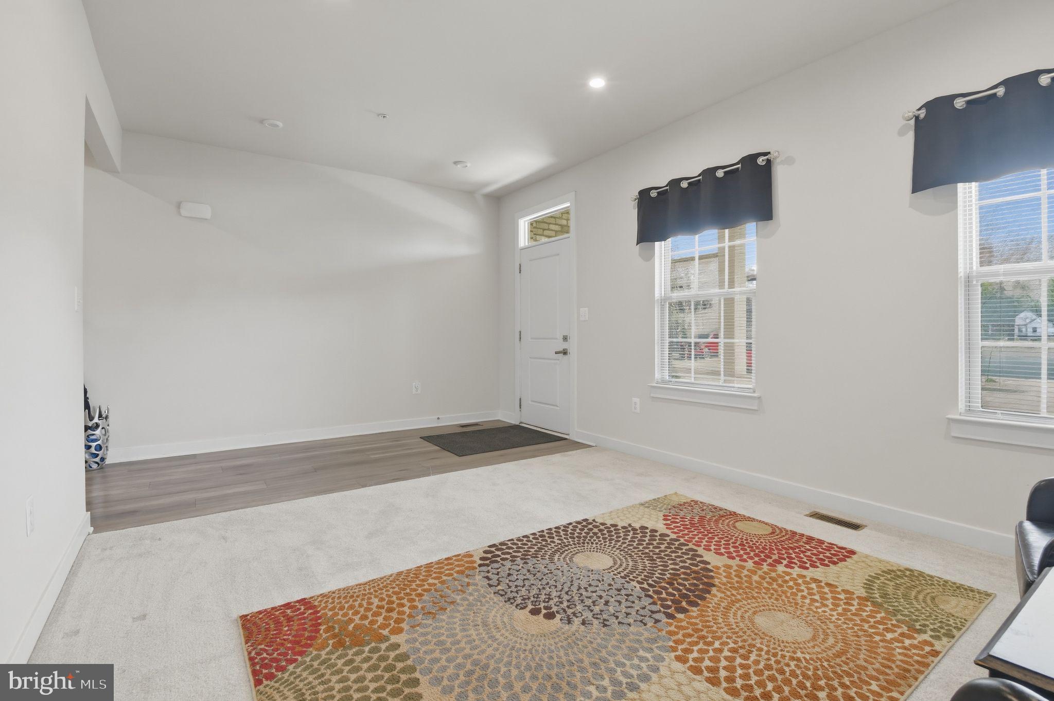 TIMOTHY BRANCH SINGLES - Residential