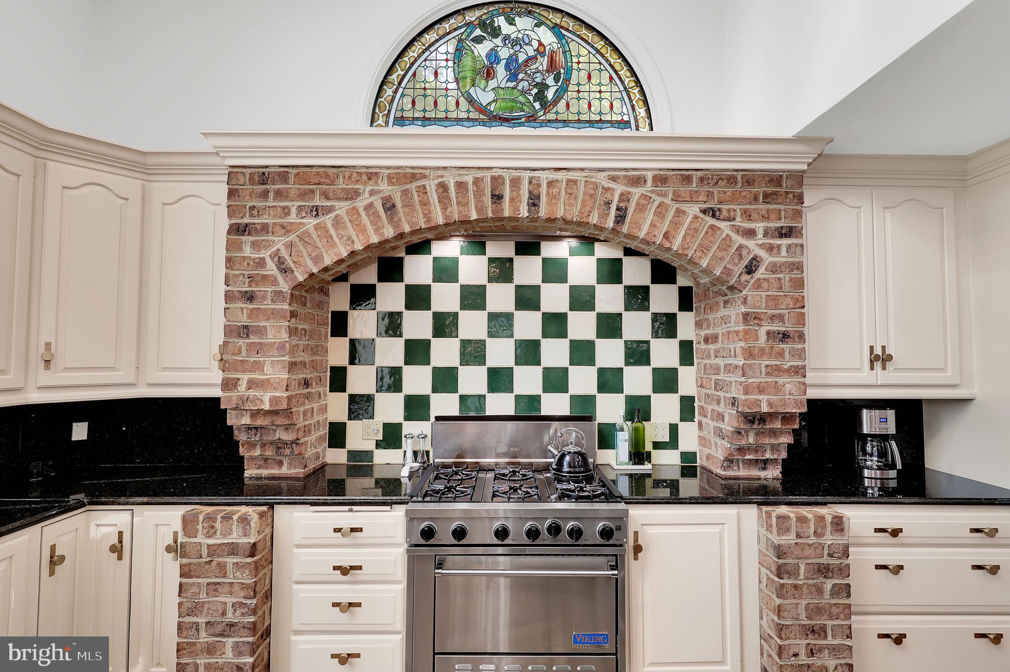 LUXMANOR - Residential