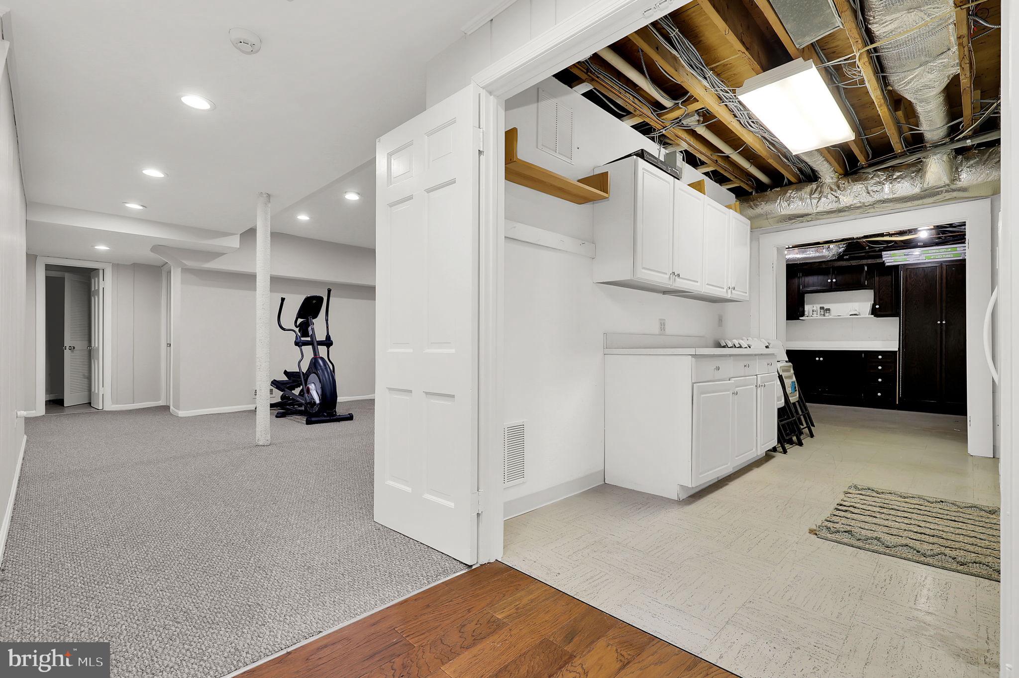 LUXMANOR - Residential