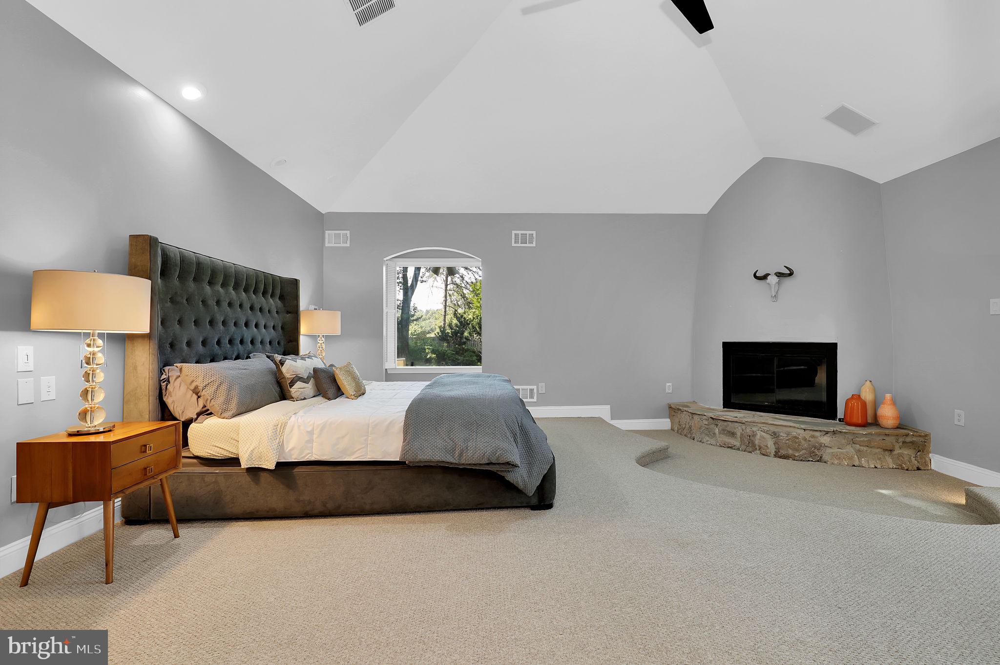 LUXMANOR - Residential