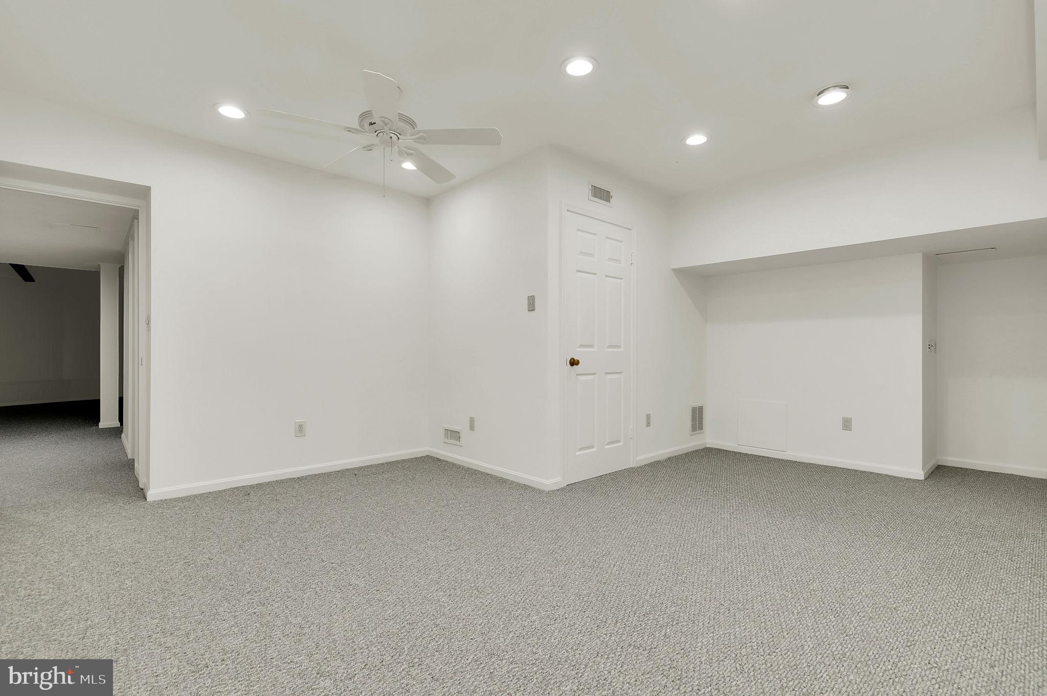 LUXMANOR - Residential