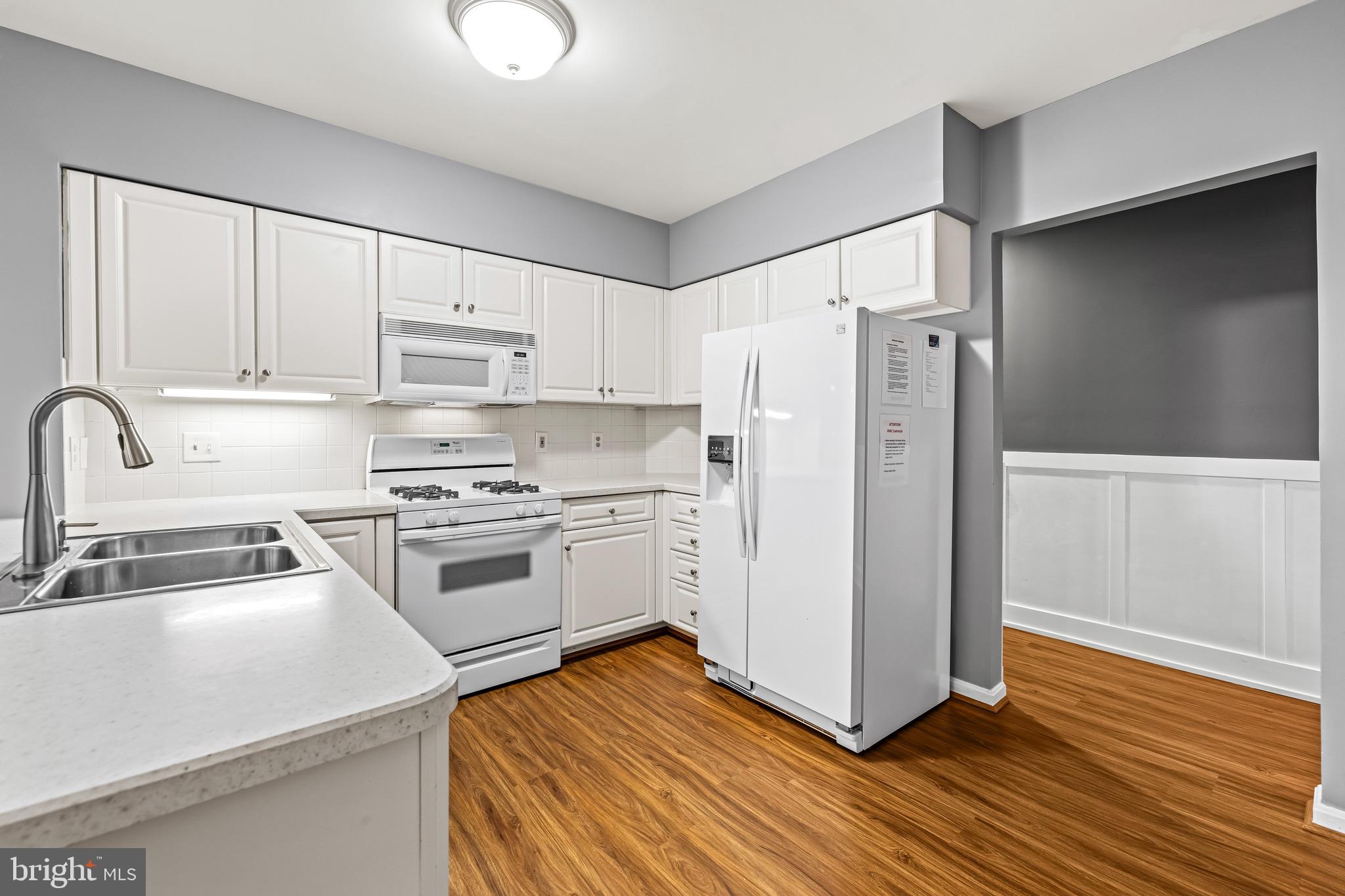 BURNCOURT - Residential Lease