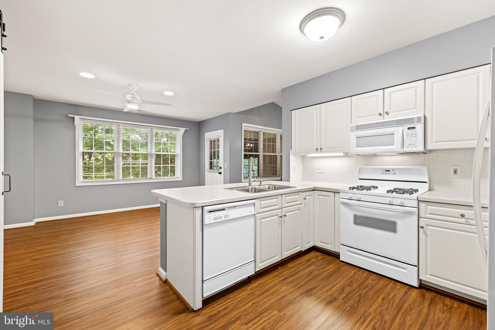 BURNCOURT - Residential Lease