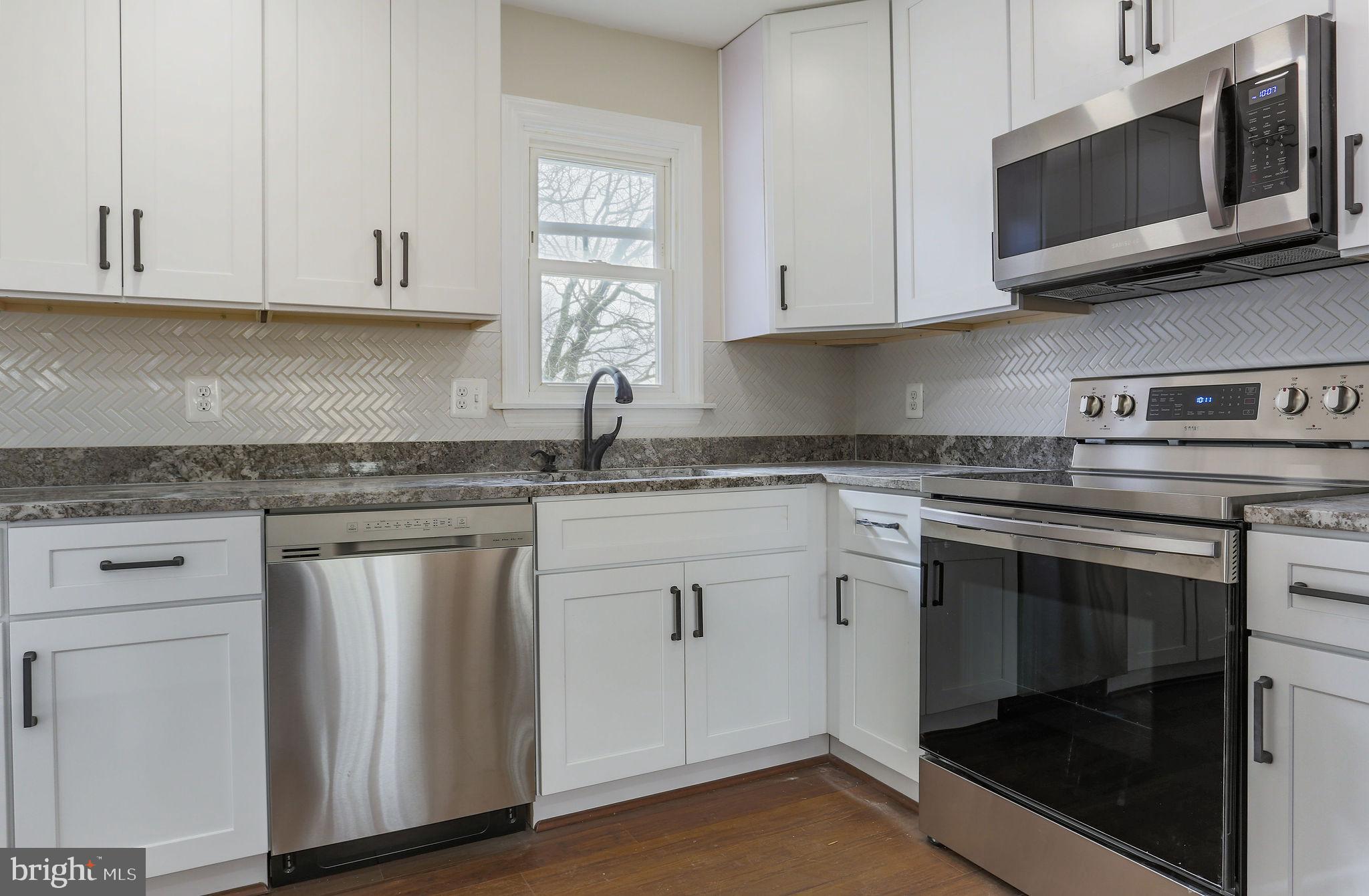 MOLESWORTH HILLS - Residential