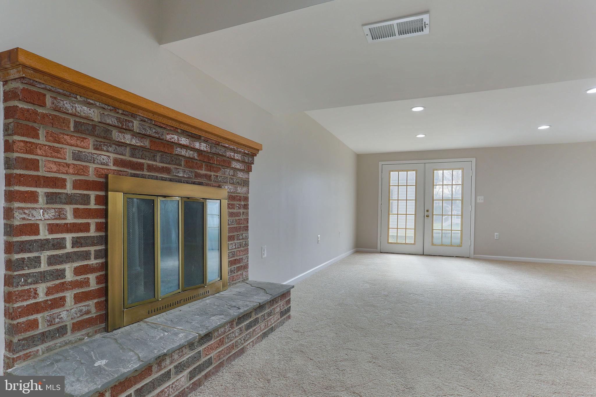 MOLESWORTH HILLS - Residential