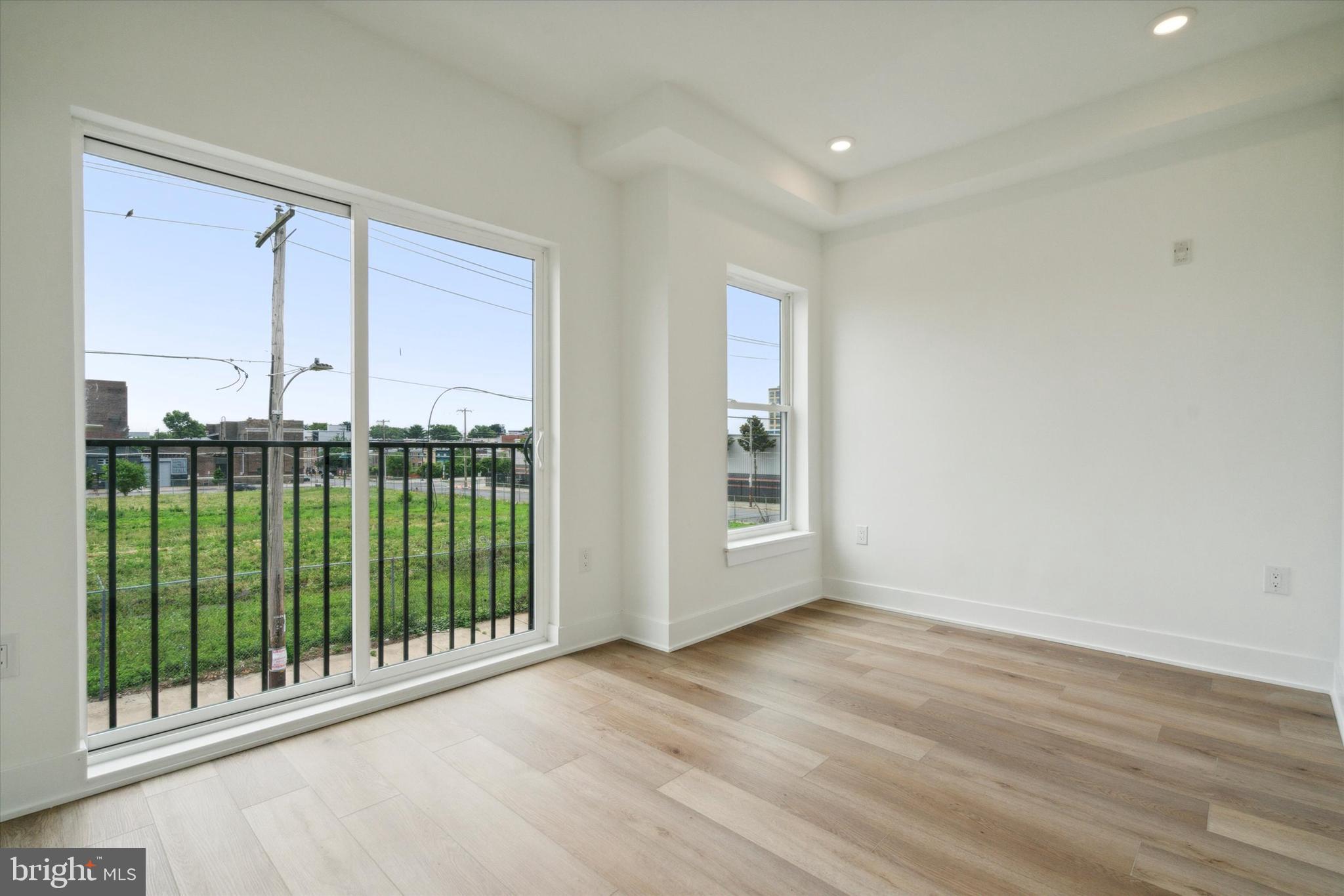 OLDE KENSINGTON - Residential Lease
