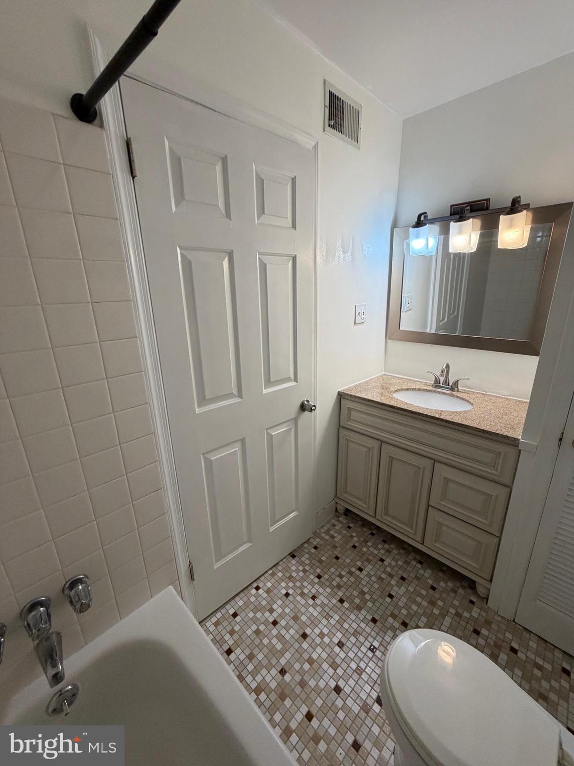 CYNWYD - Residential