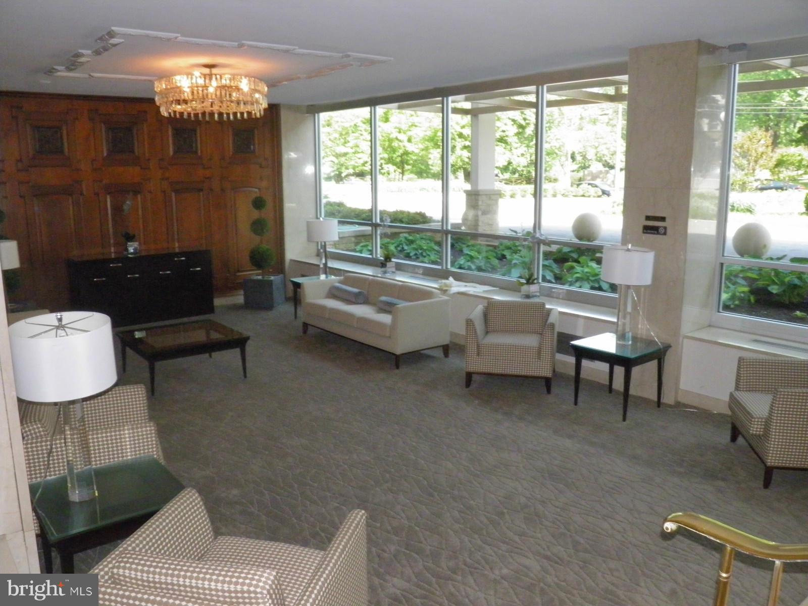 WOODSIDE - Residential Lease